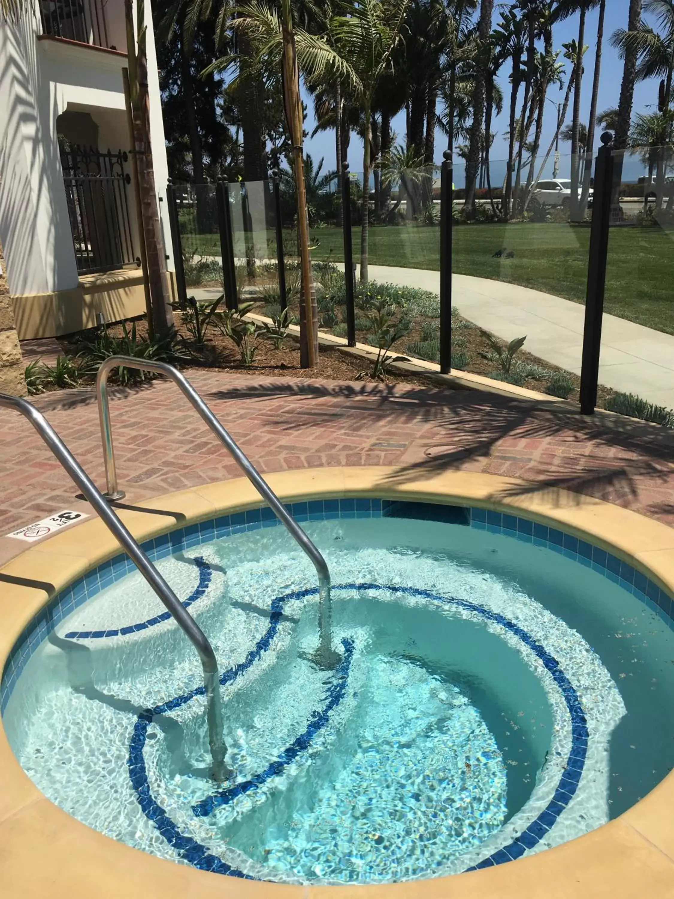 Sea view, Swimming Pool in Santa Barbara Inn