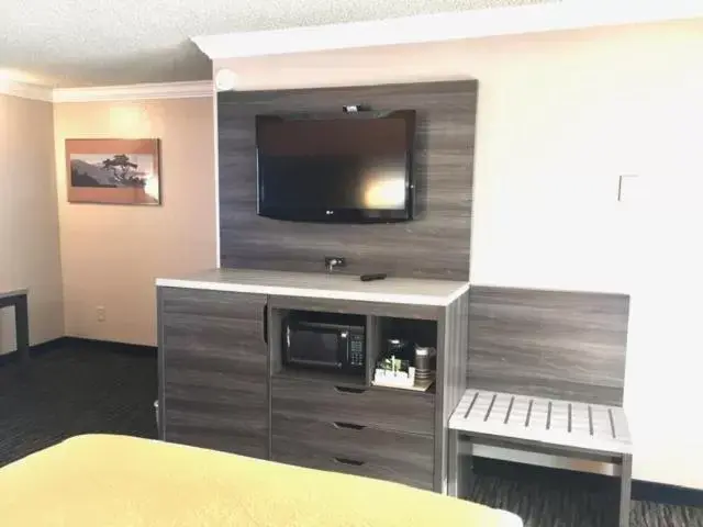 Property building in Arbor Inn Monterey Property building in Arbor Inn Monterey