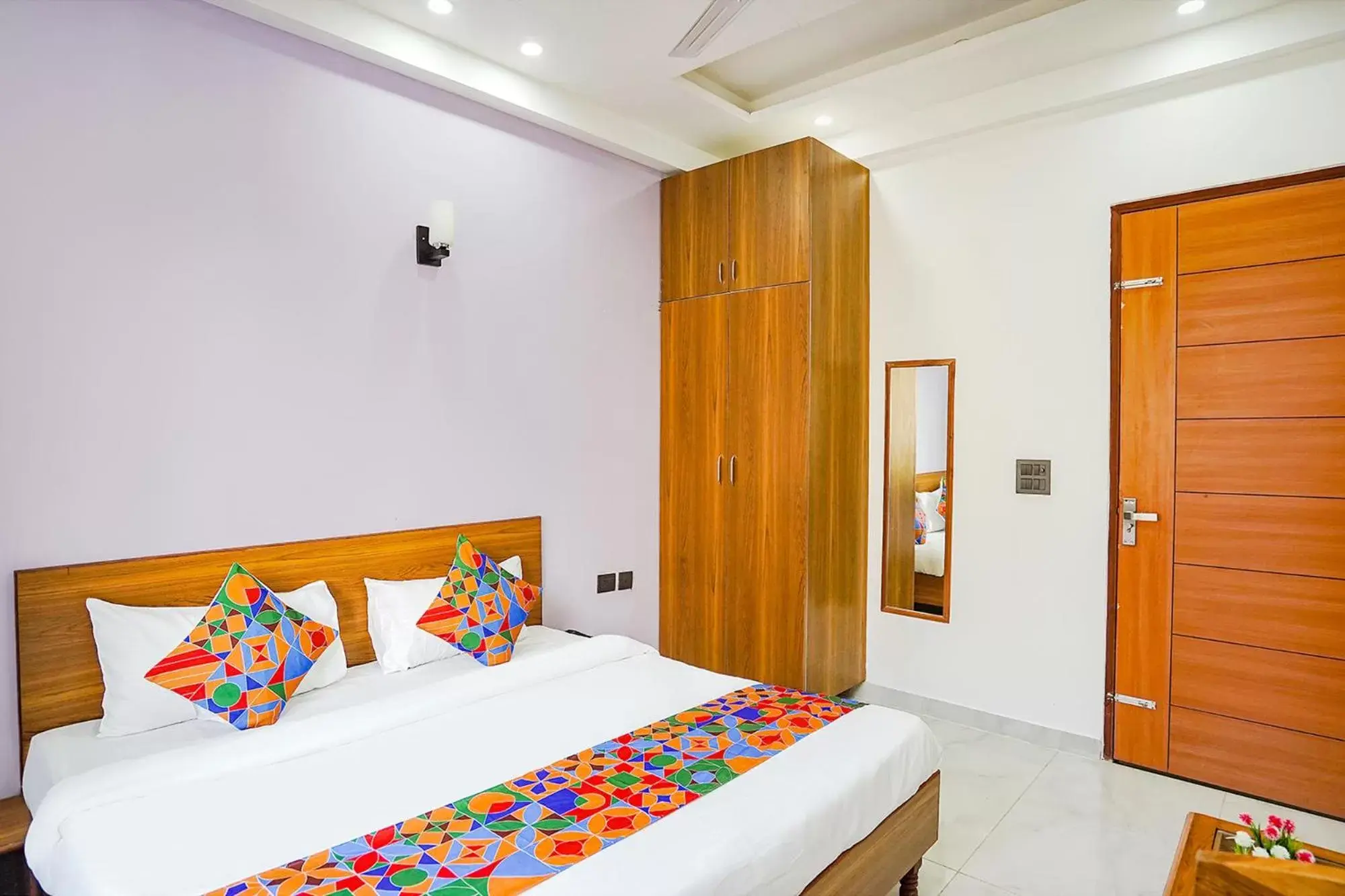 Bed in FabHotel Hexa Noida Sector 56 Bed in FabHotel Hexa Noida Sector 56