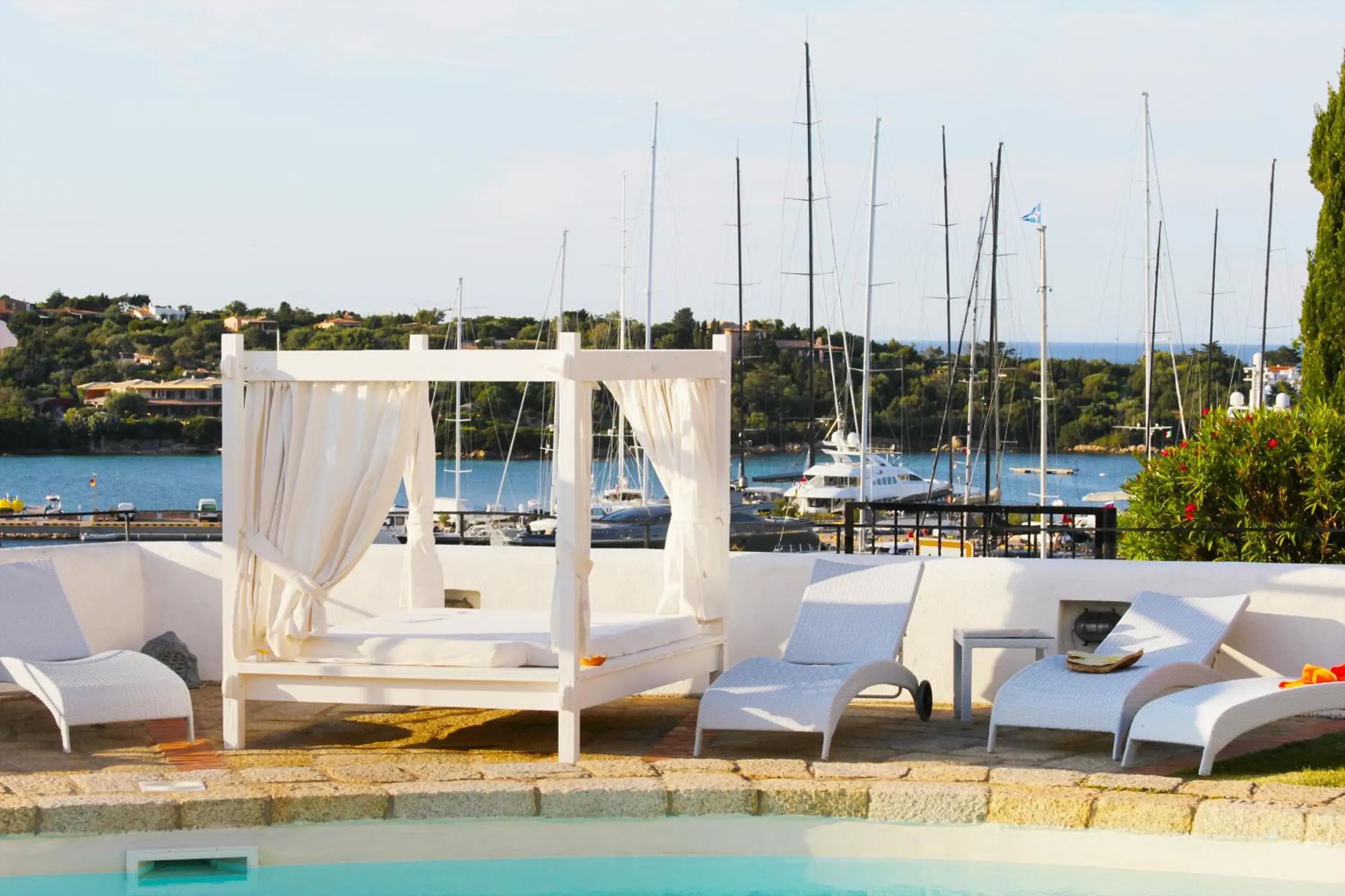 Swimming pool in Hotel Luci Di La Muntagna