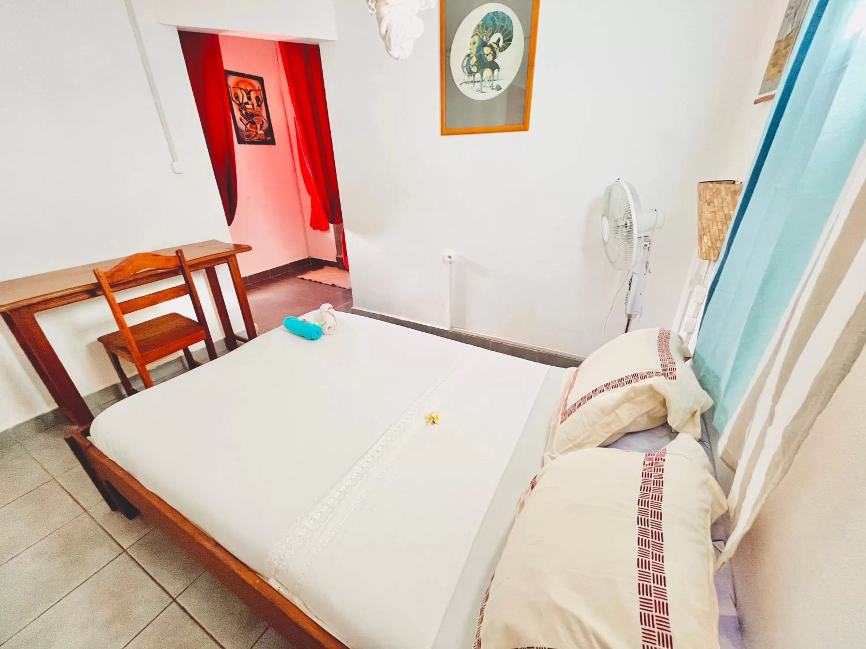 Bedroom, Bed in Régina Lodge Diégo Suarez Madagascar