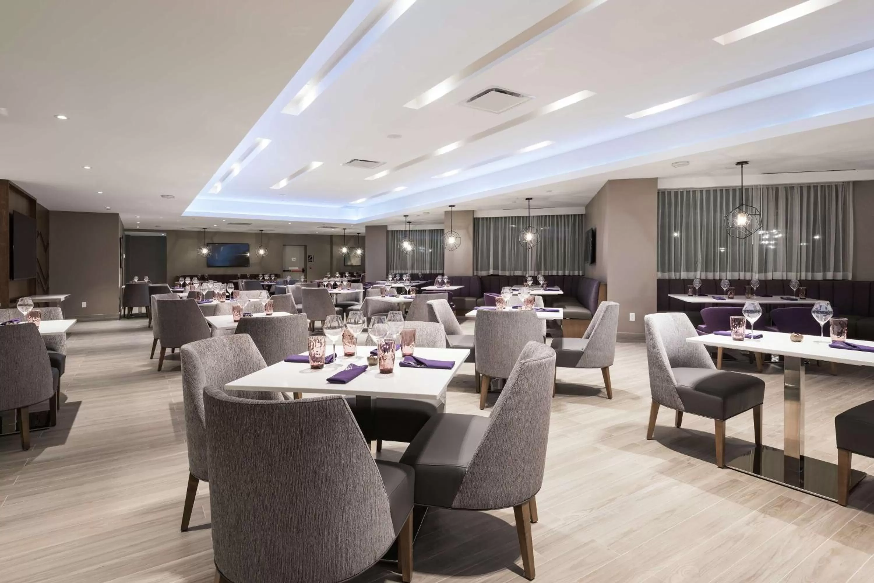 Restaurant/places to eat in Homewood Suites By Hilton Ottawa Downtown