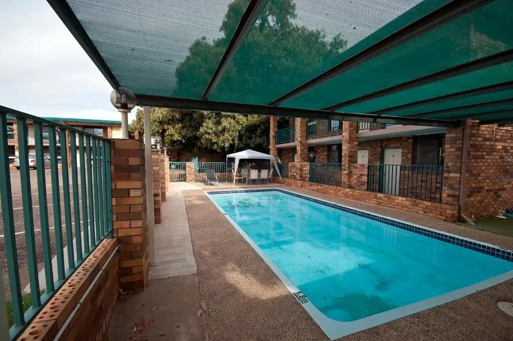 Day, Swimming Pool in Figtree Motel
