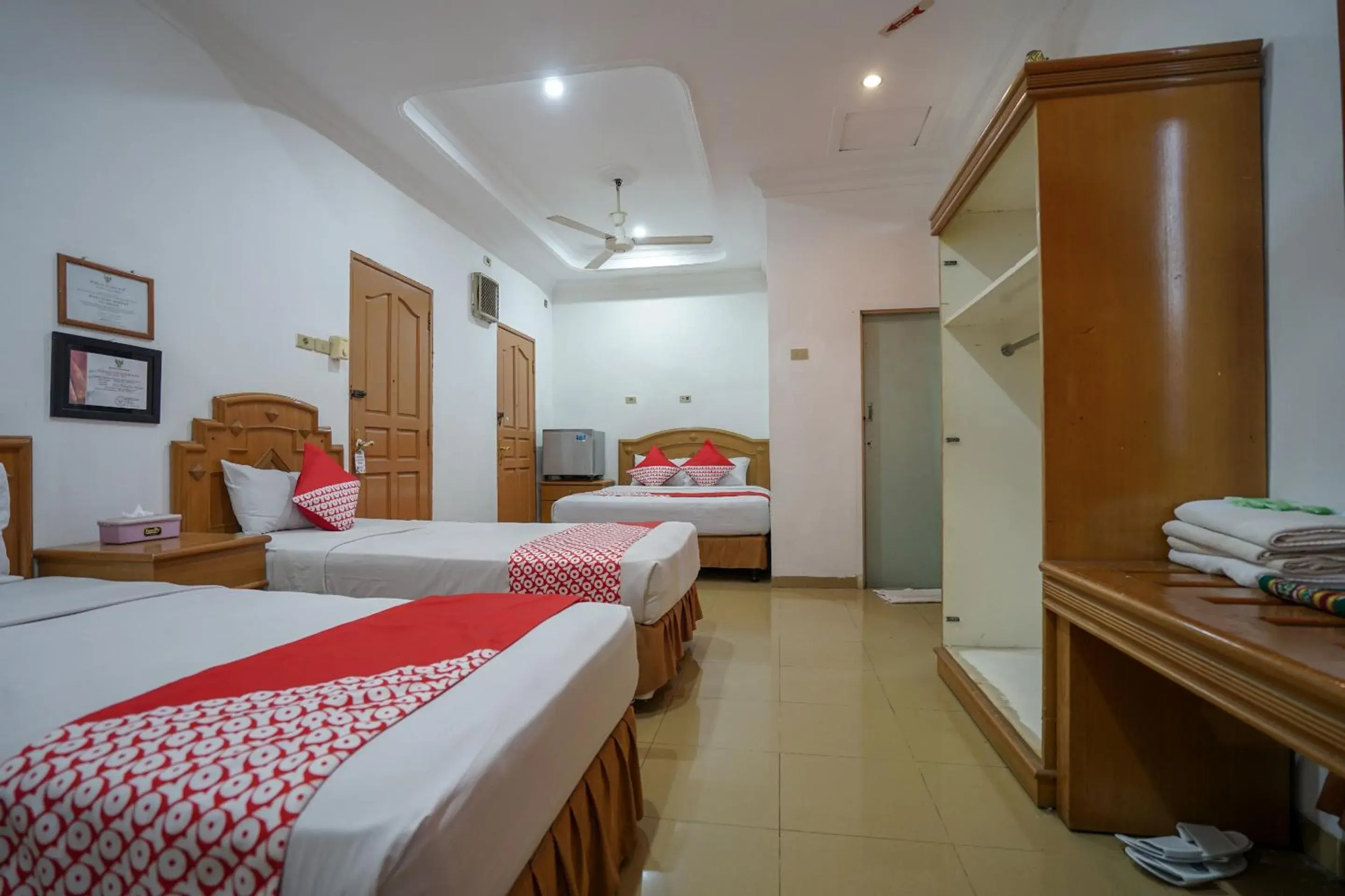 Bedroom, Bed in OYO 1173 Hotel Shofa Marwah