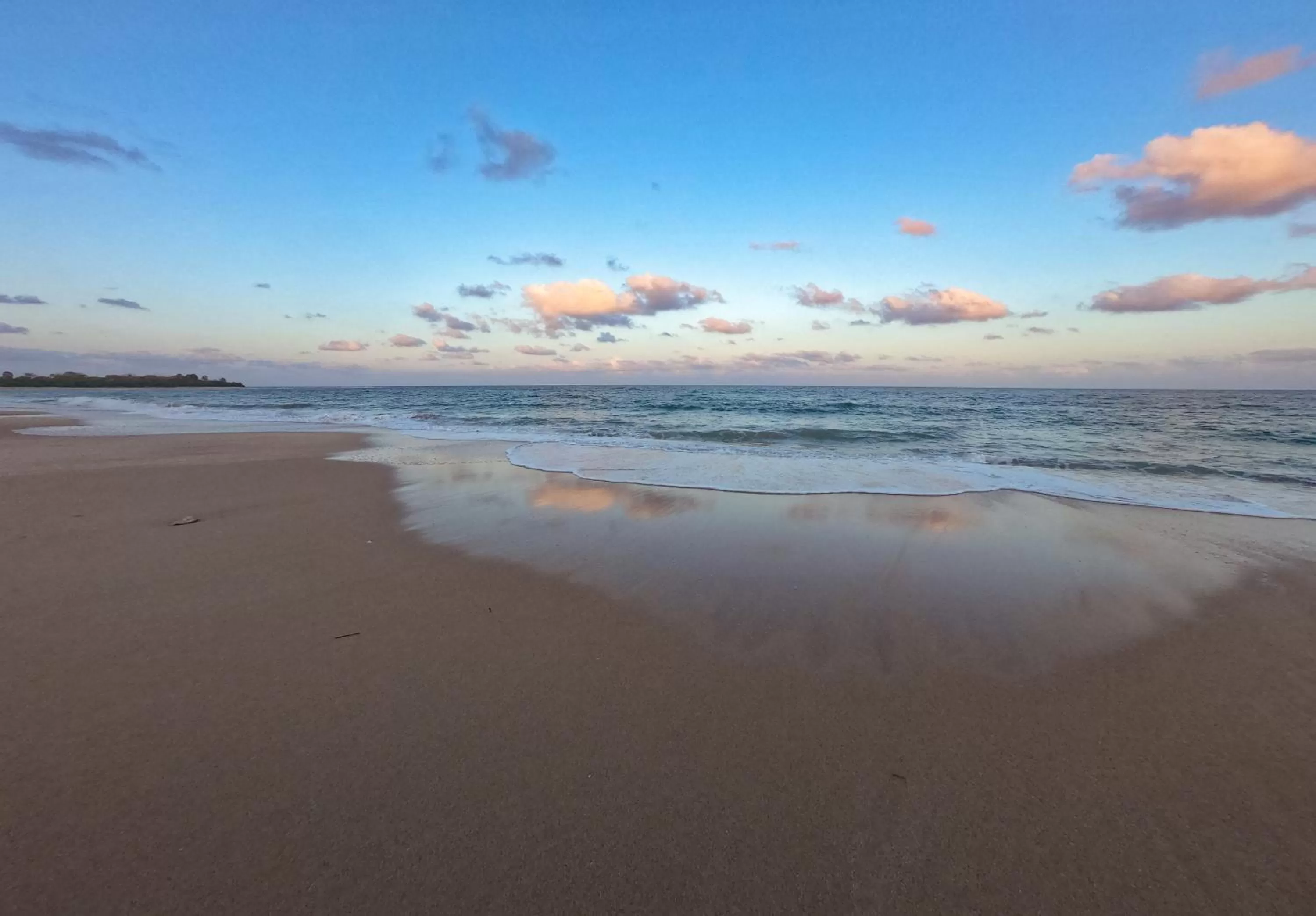 Beach in 108 Palms Beach Resort