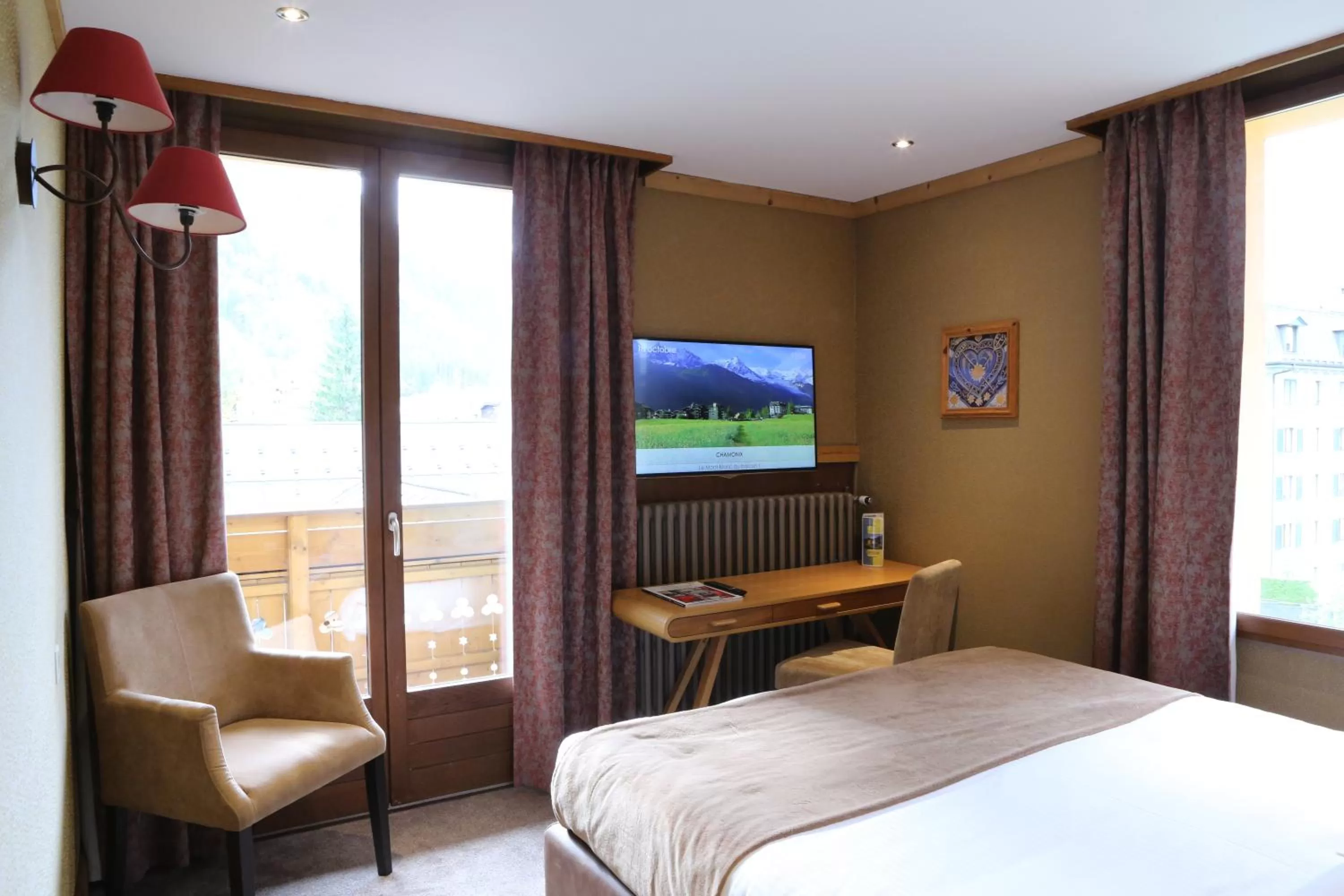 Superior Double Room in Les Gourmets - Chalet Hotel
