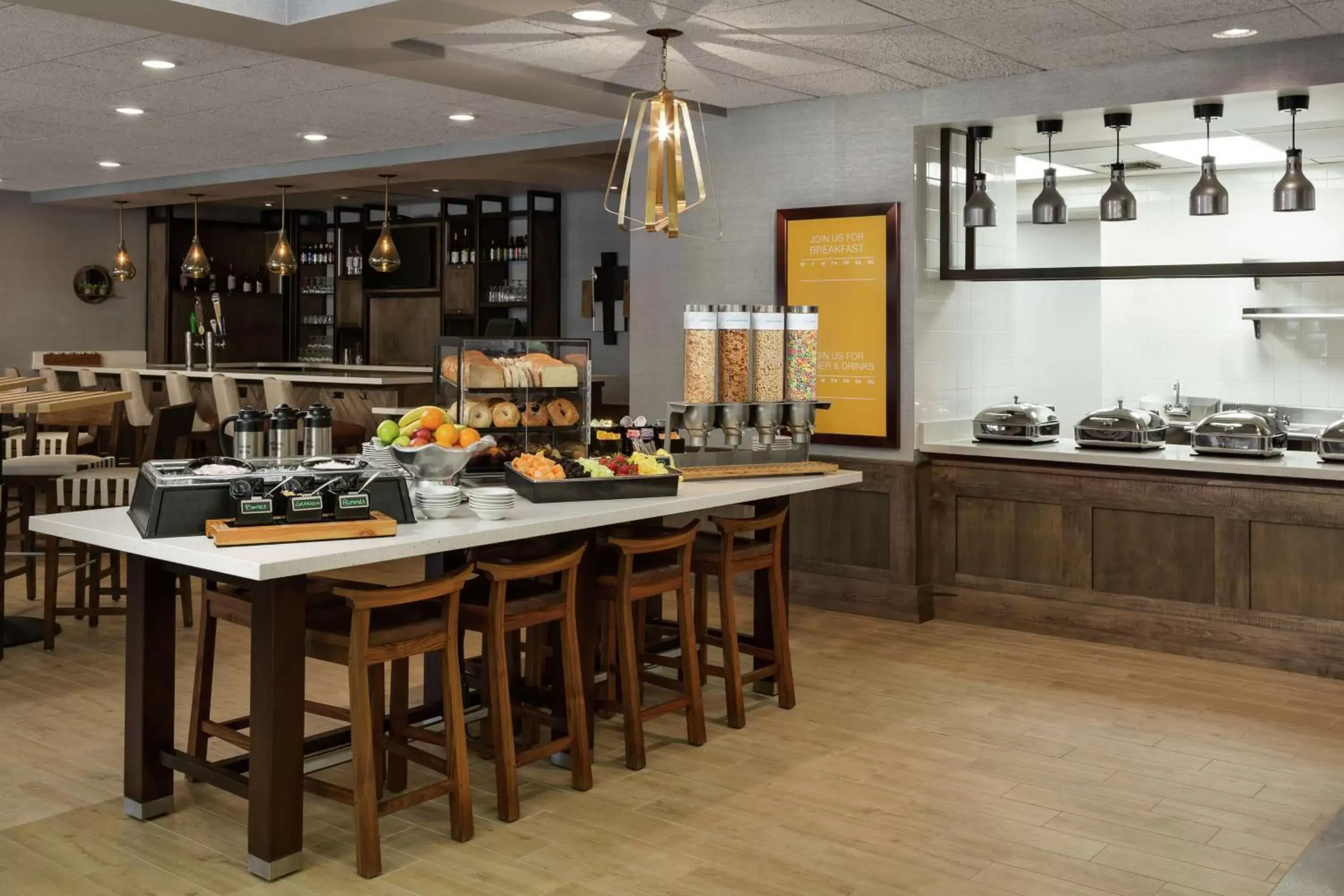Lounge or bar, Restaurant/Places to Eat in Hilton Garden Inn Greenville