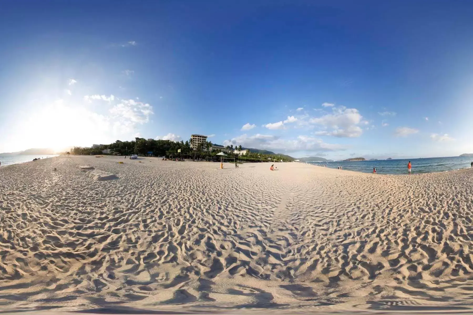 Beach in Sanya Yalong Bay Villas & Spa