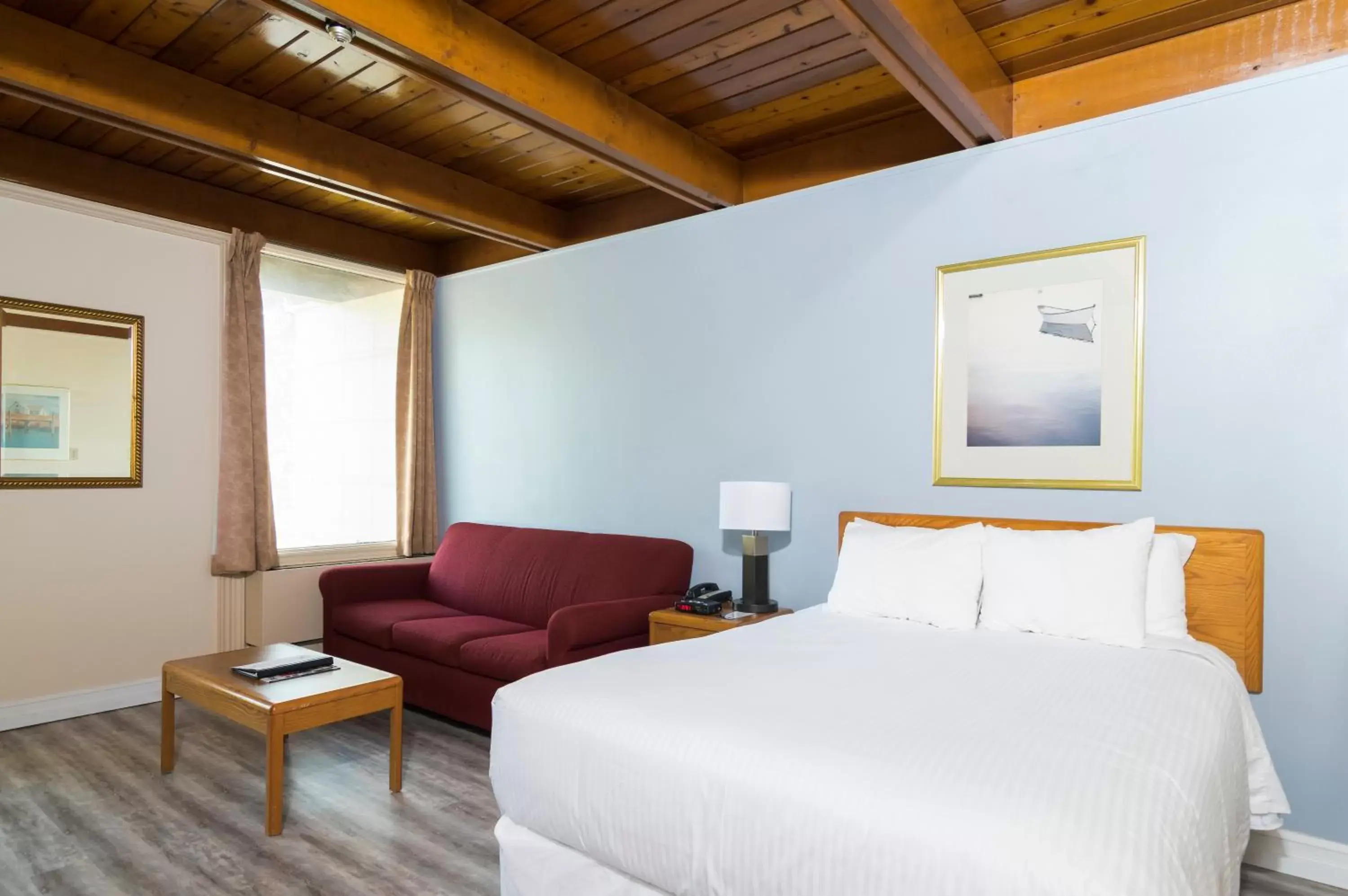 Bed in Mount Peyton Resort & Conference Centre Bed in Mount Peyton Resort & Conference Centre