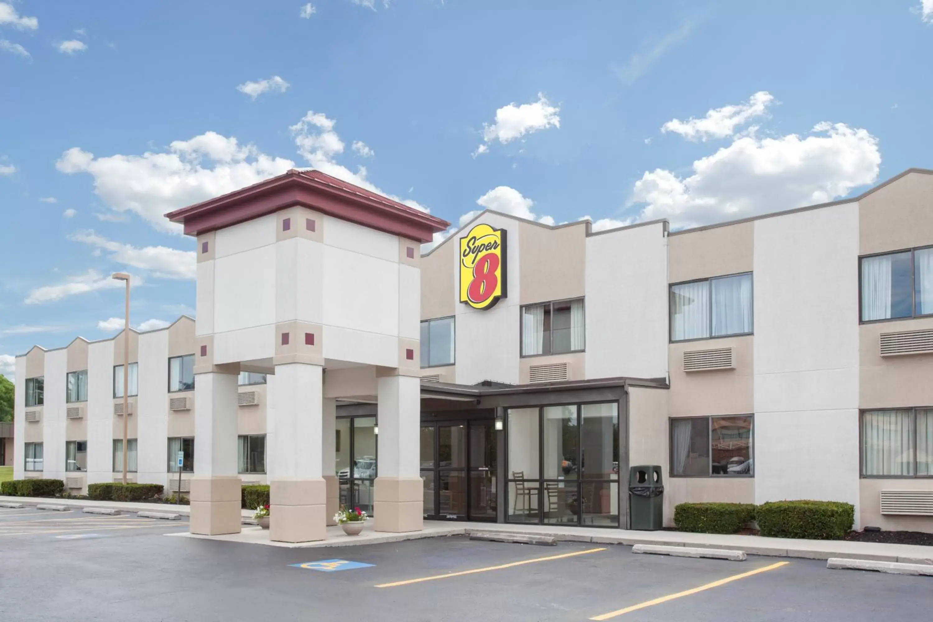 Facade/entrance, Property Building in Super 8 by Wyndham Gettysburg