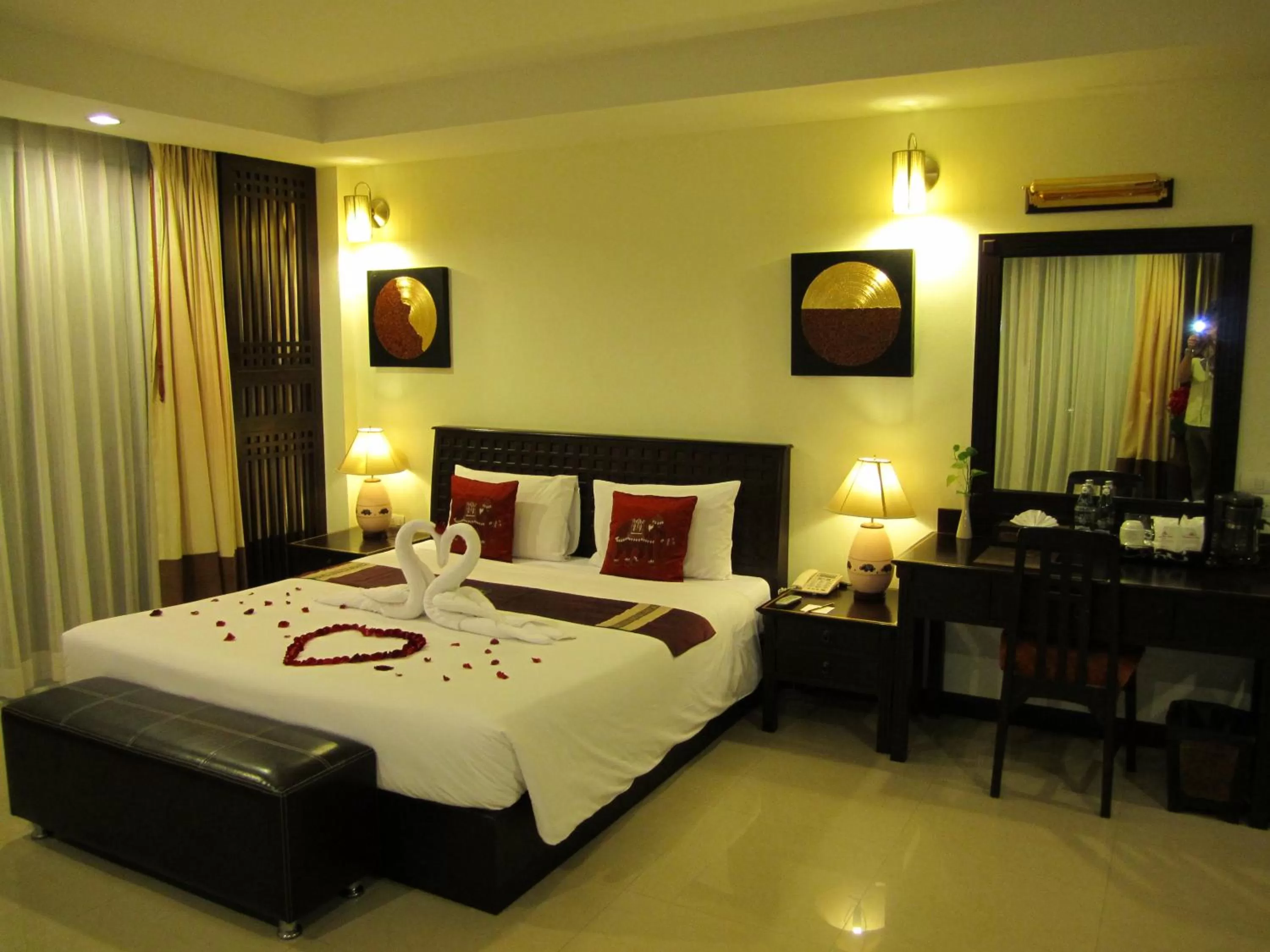 Photo of the whole room, Bed in Wannara Hotel Hua Hin