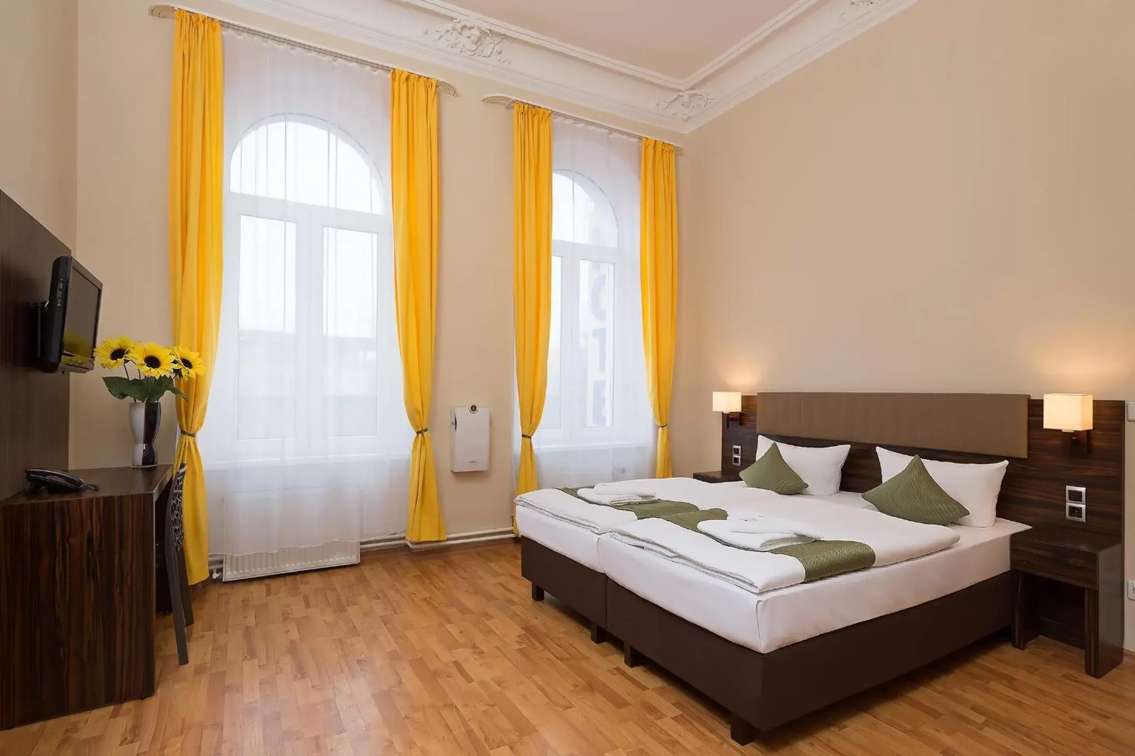 Double or Twin Room in Hotel Abendstern Double or Twin Room in Hotel Abendstern