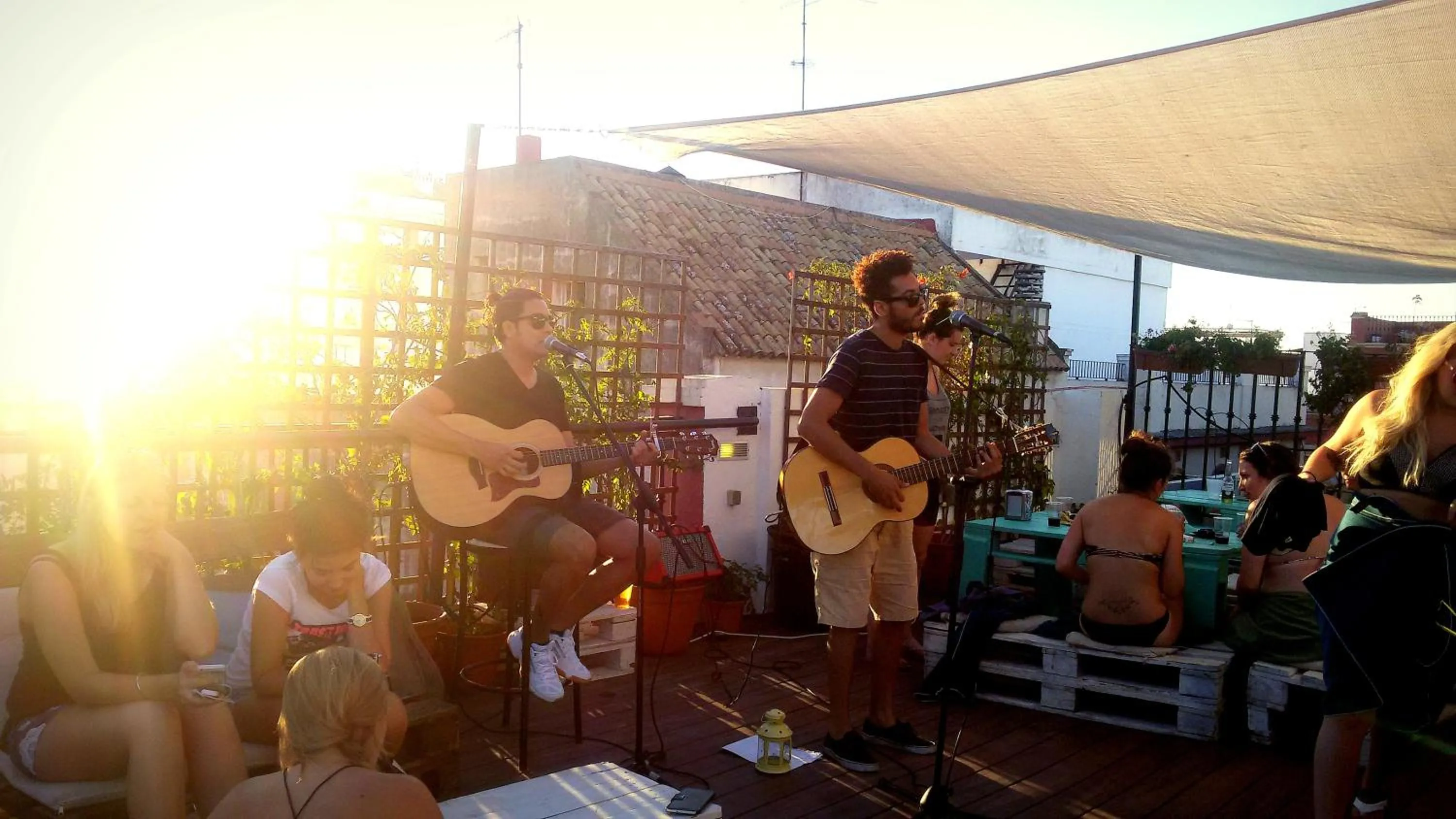 Balcony/Terrace in Oasis Backpackers' Hostel Palace Sevilla