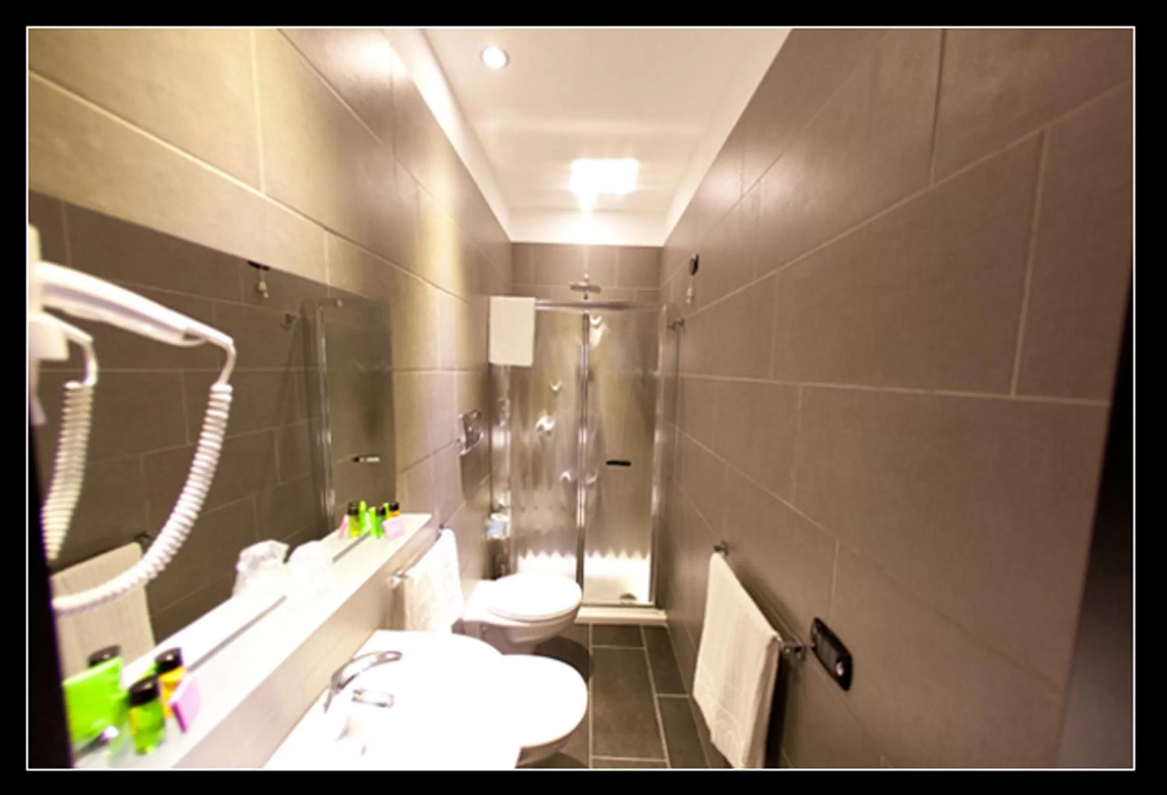 Bathroom in Fly Boutique Hotel