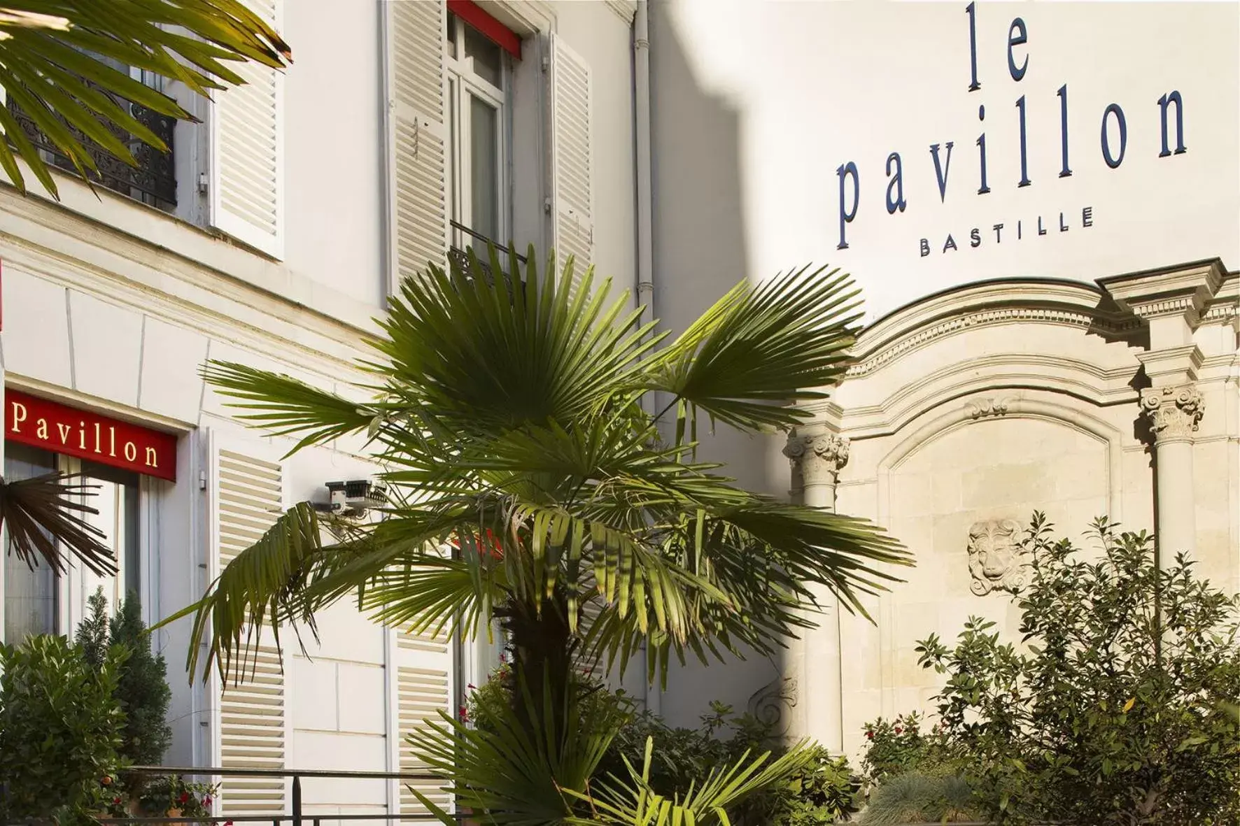 Facade/entrance, Property Logo/Sign in Hôtel Pavillon Bastille