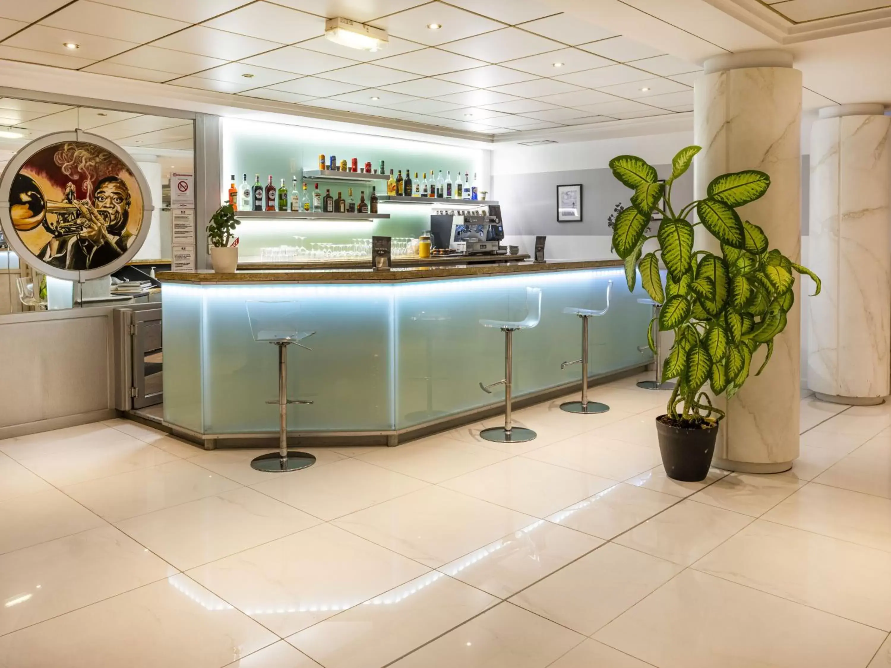Lounge or bar, Lobby/Reception in Hotel Nice Riviera