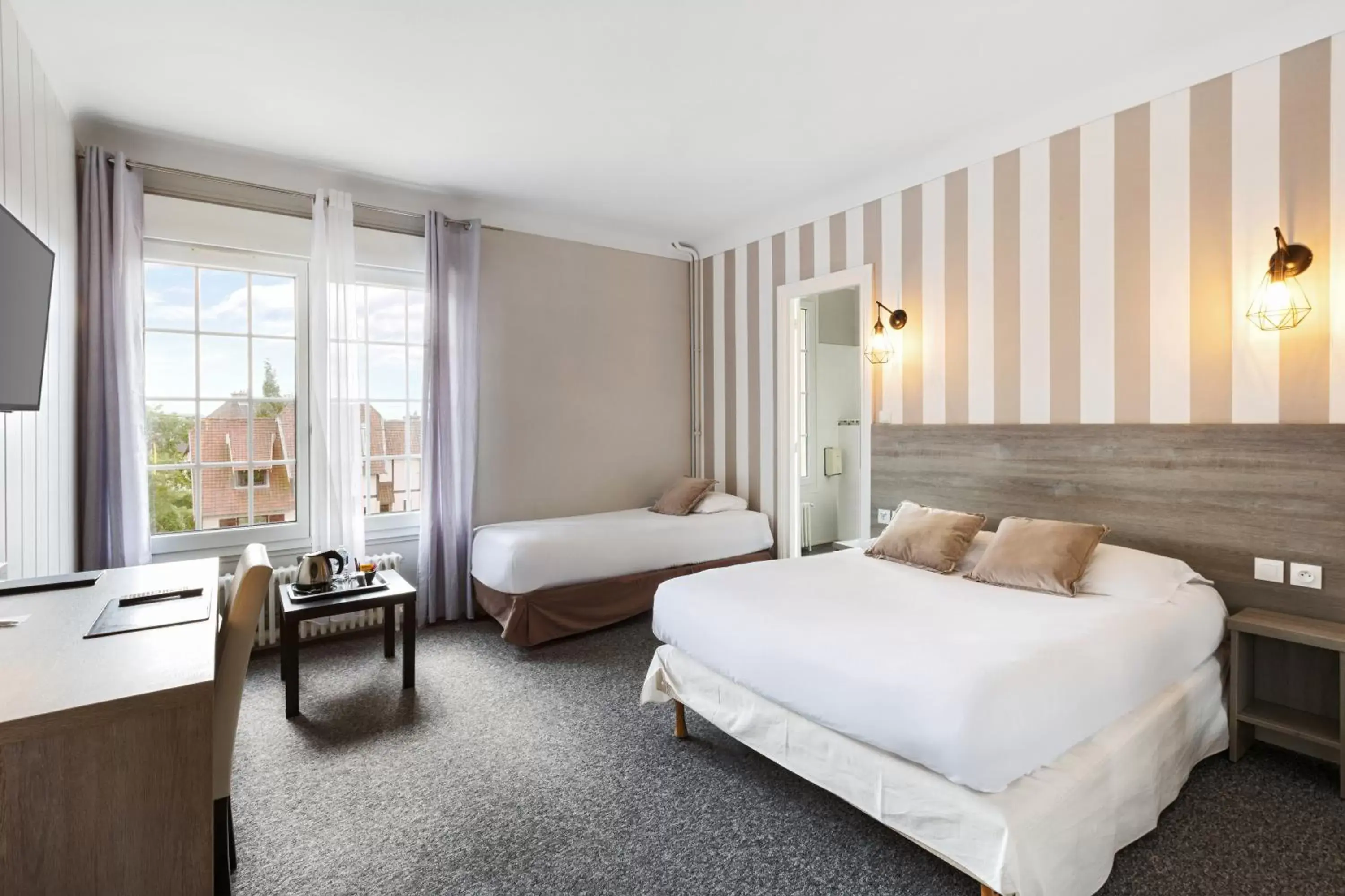 Bed in Sure Hotel by Best Western Port Jérome - Le Havre