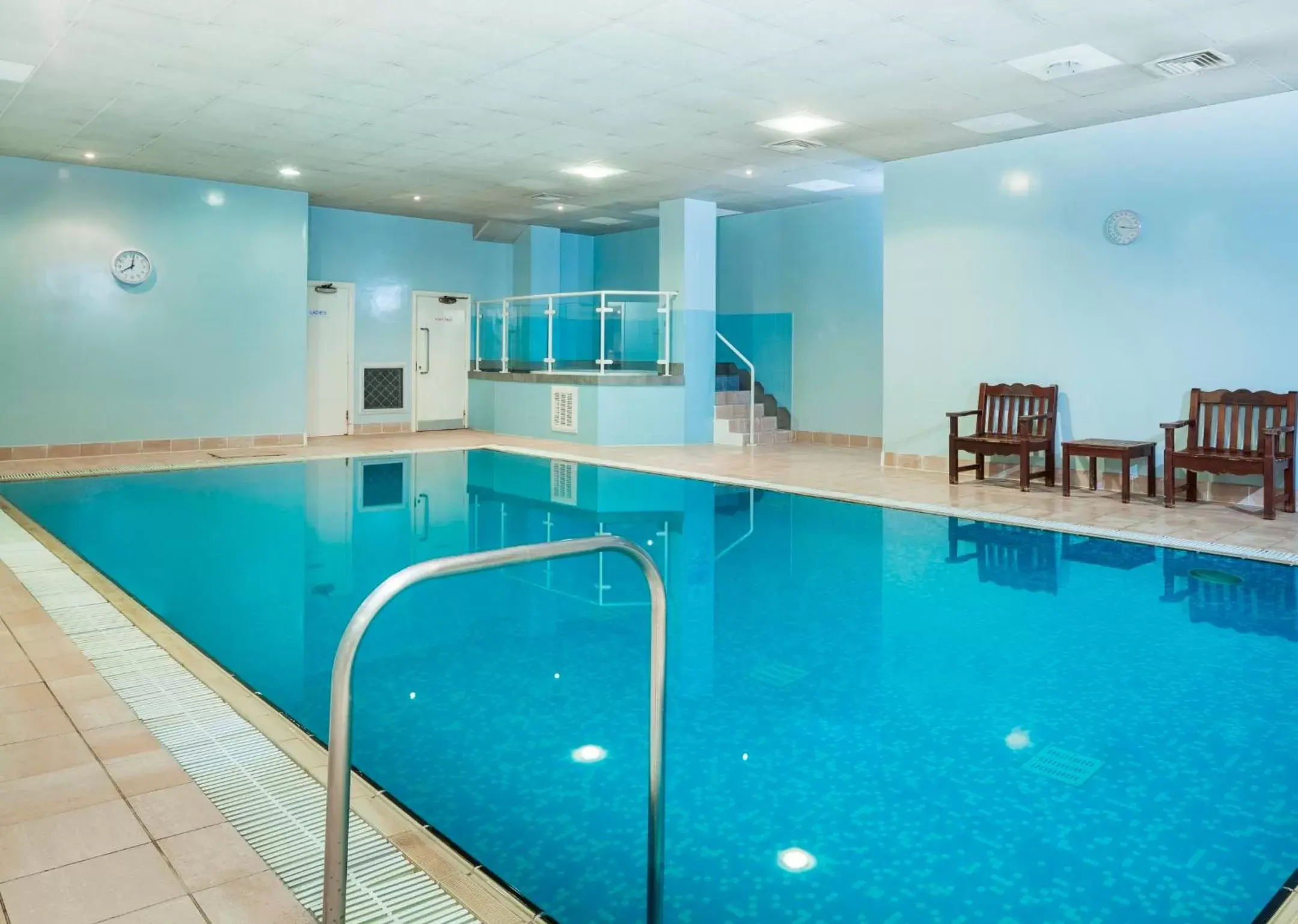 Swimming Pool in Mercure Telford Centre Hotel