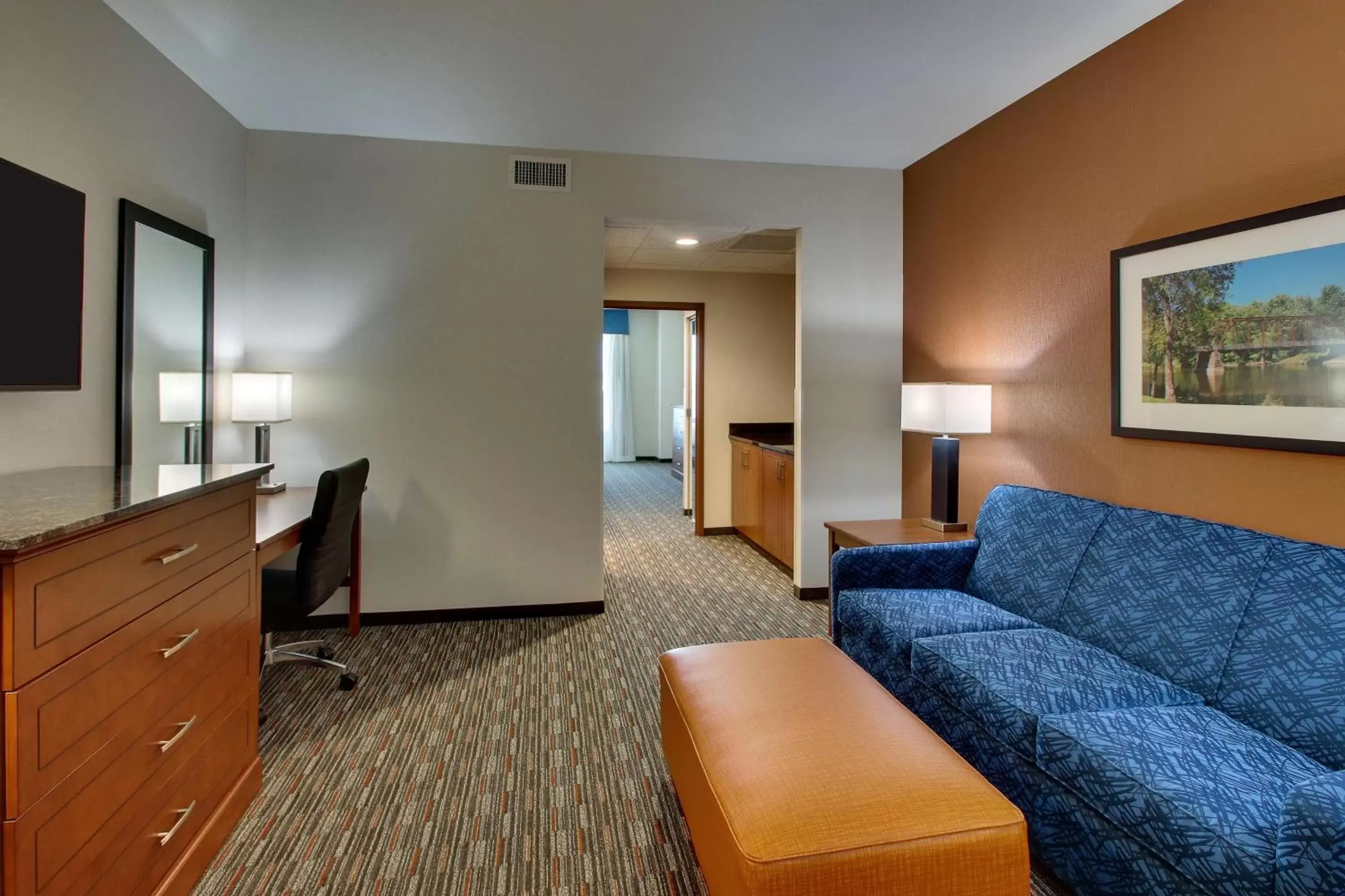 Photo of the whole room, Seating Area in Drury Inn & Suites Iowa City Coralville