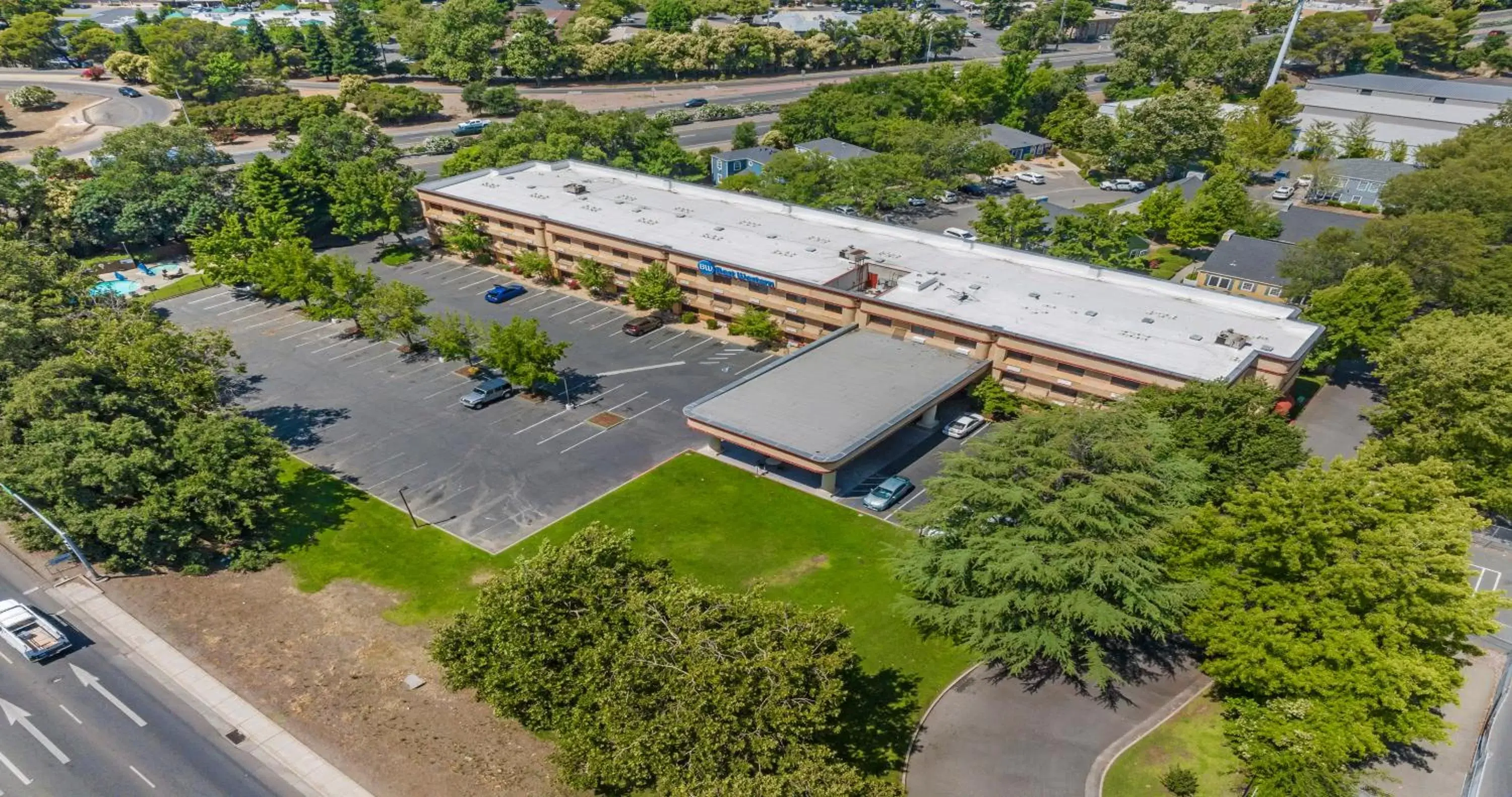 Property building, Bird's-eye View in Best Western Heritage Inn Chico