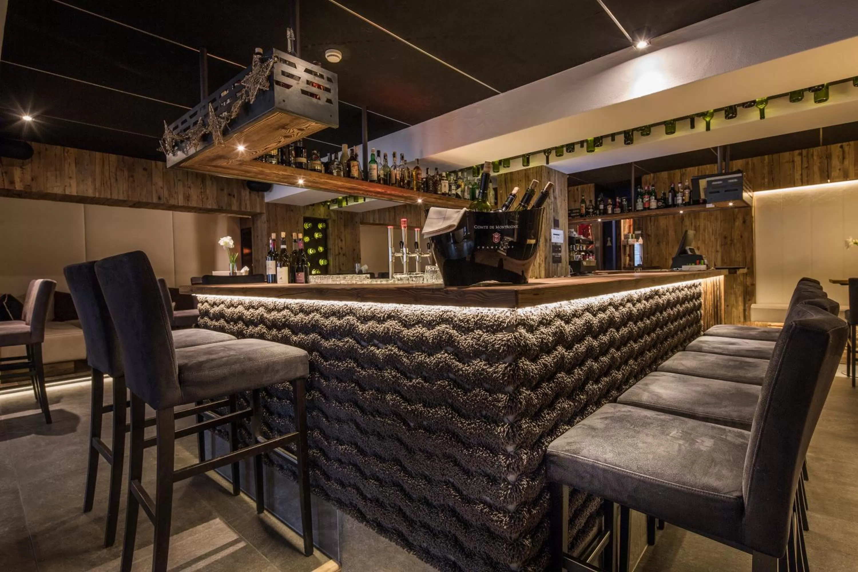 Lounge or bar in Hotel Marmolada