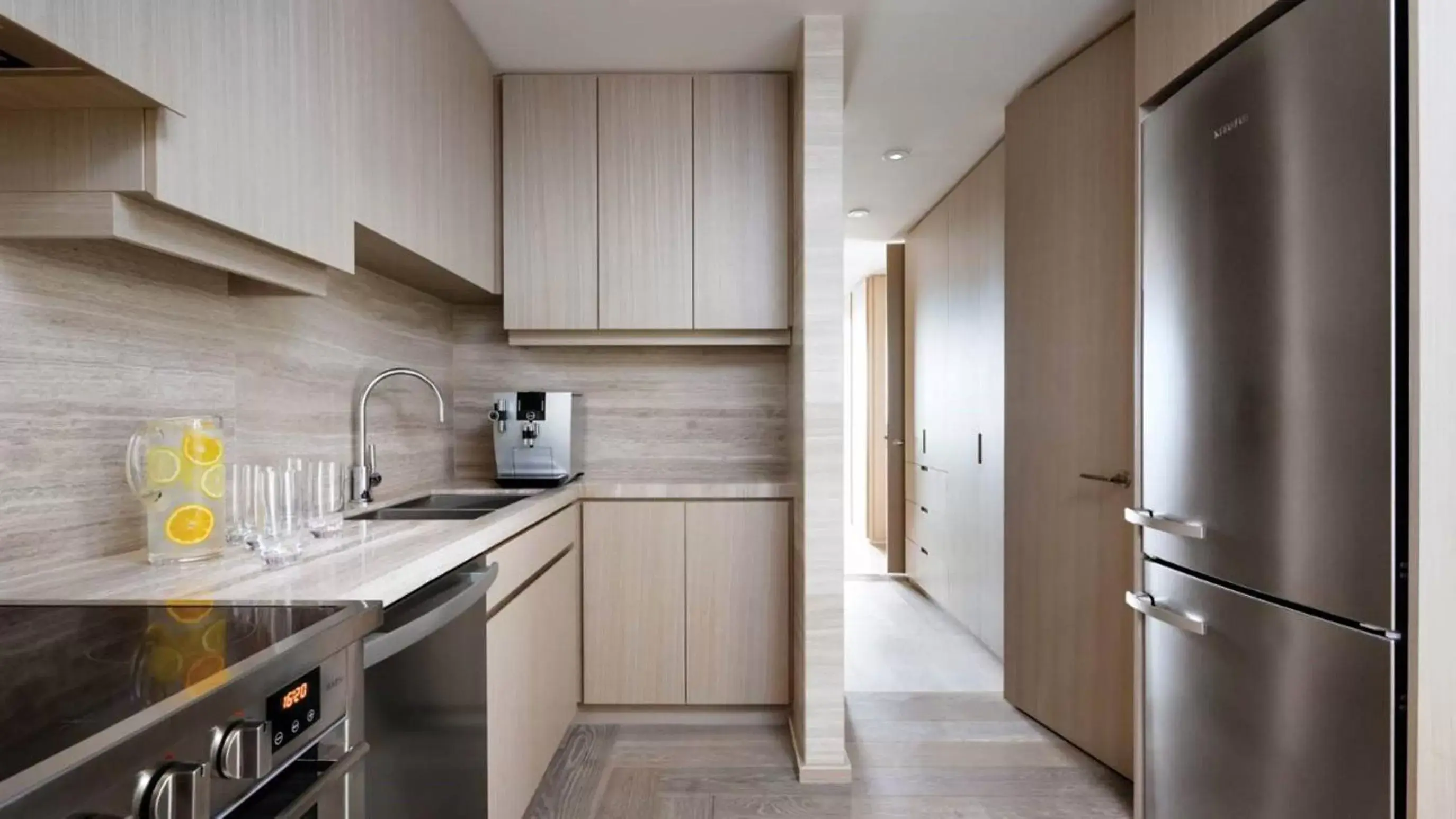 Kitchen or kitchenette, Kitchen/Kitchenette in Four Seasons Hotel Toronto at Yorkville