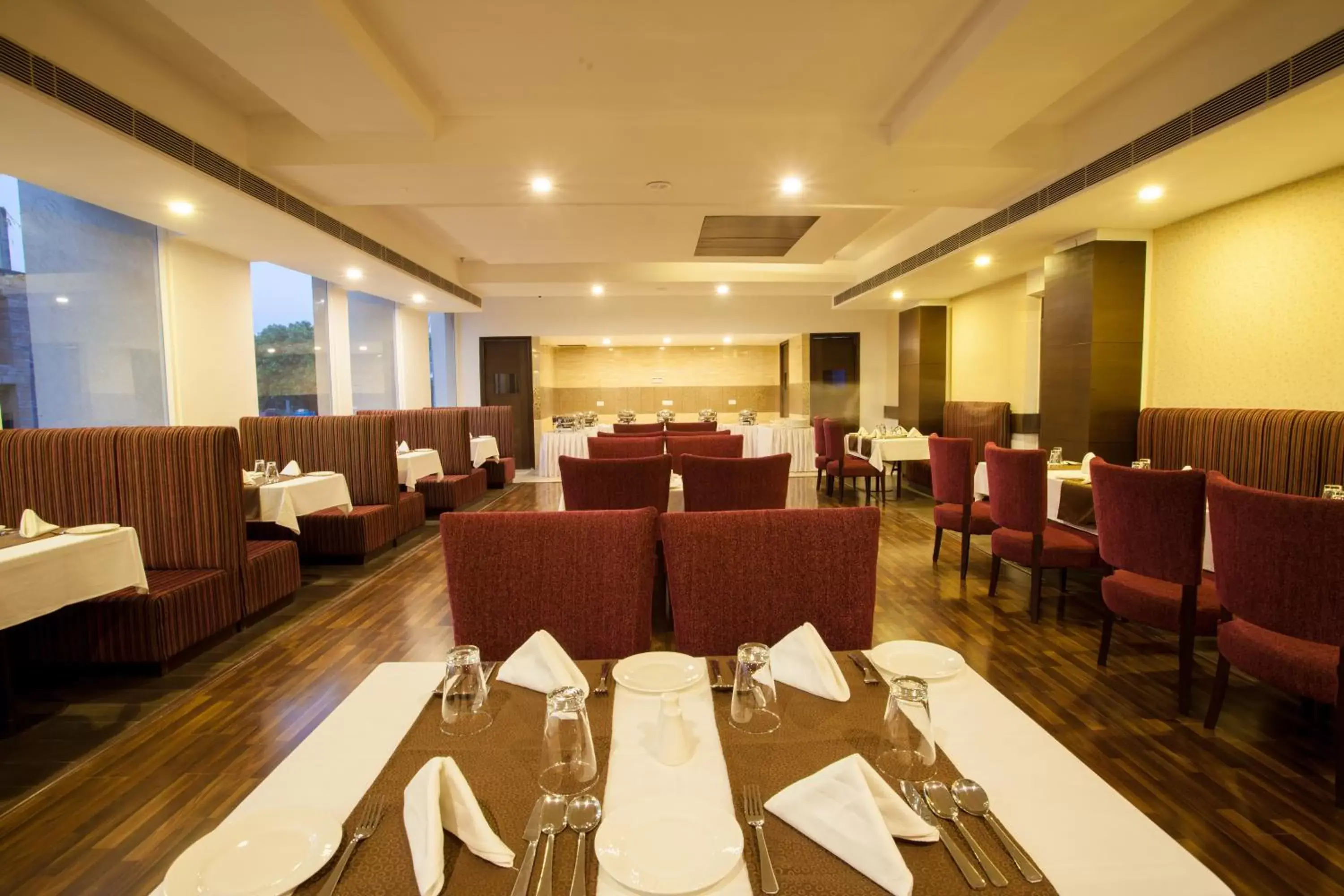 Restaurant/Places to Eat in Velvet Clarks Exotica