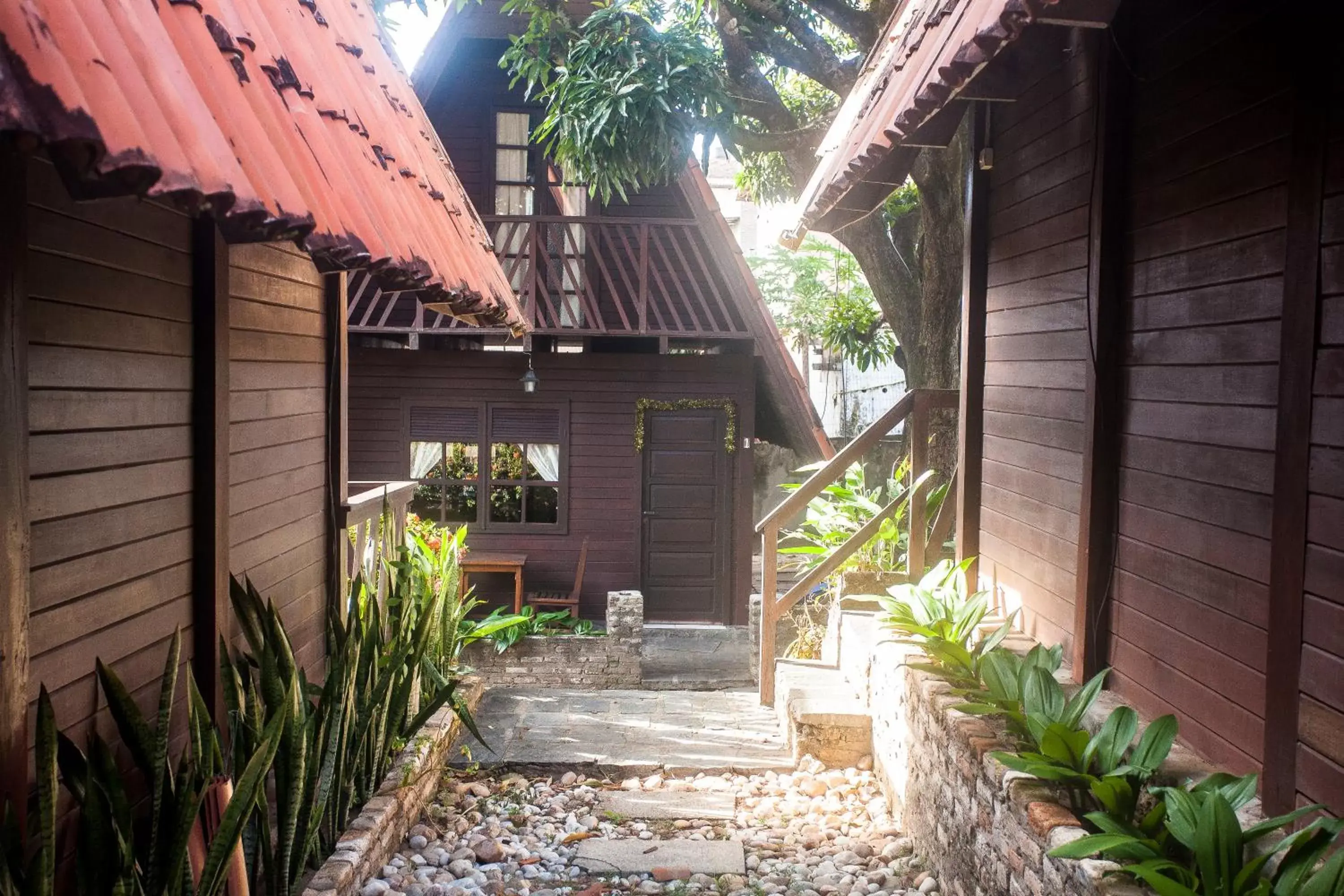 Facade/entrance, Property Building in Chalet Suisse