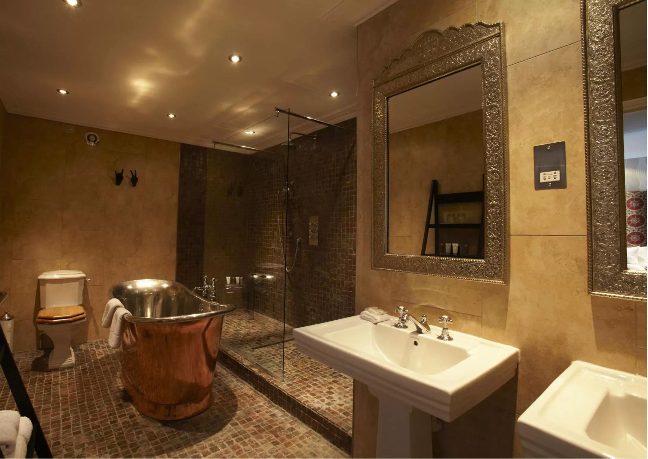 Bathroom in Angel Hotel