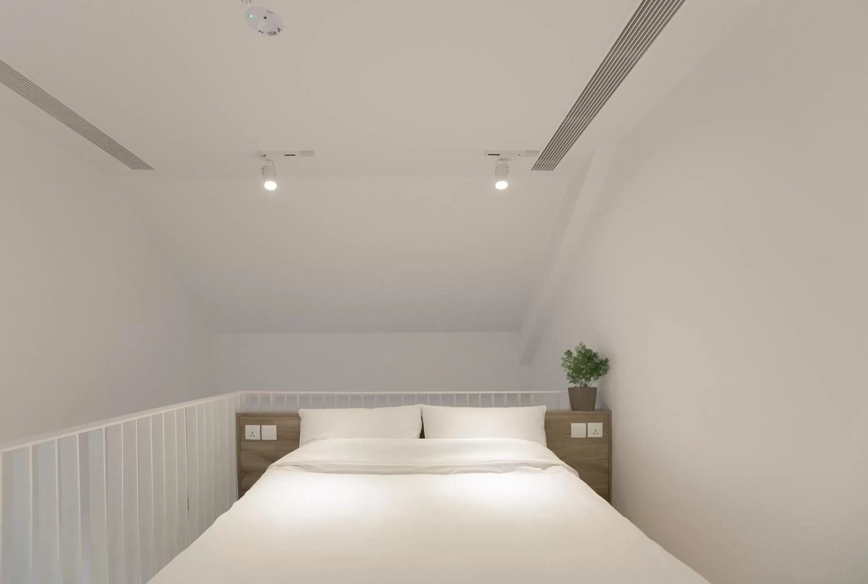 Bed in Lloyd's Inn Bed in Lloyd's Inn