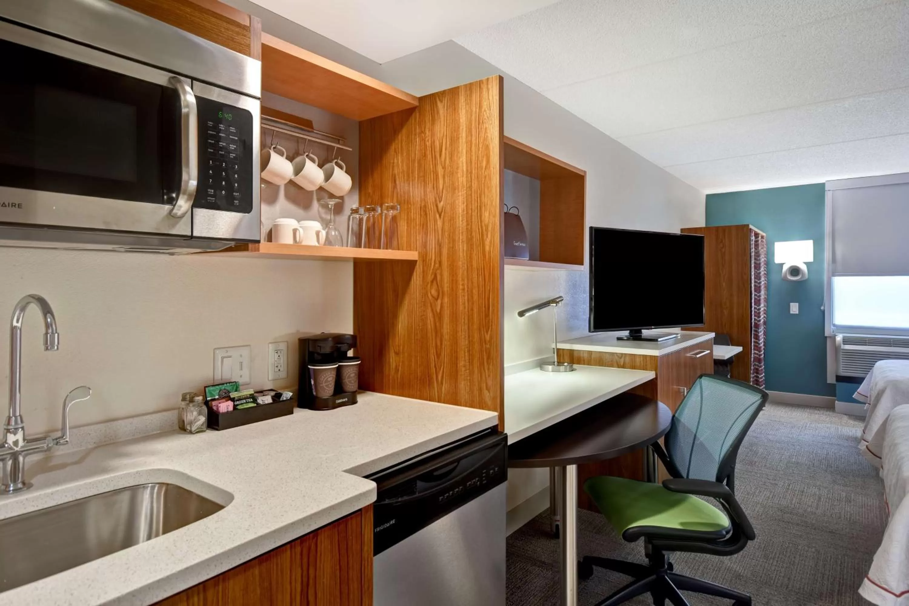 Kitchen or kitchenette in Home2 Suites by Hilton Nashville Vanderbilt, TN