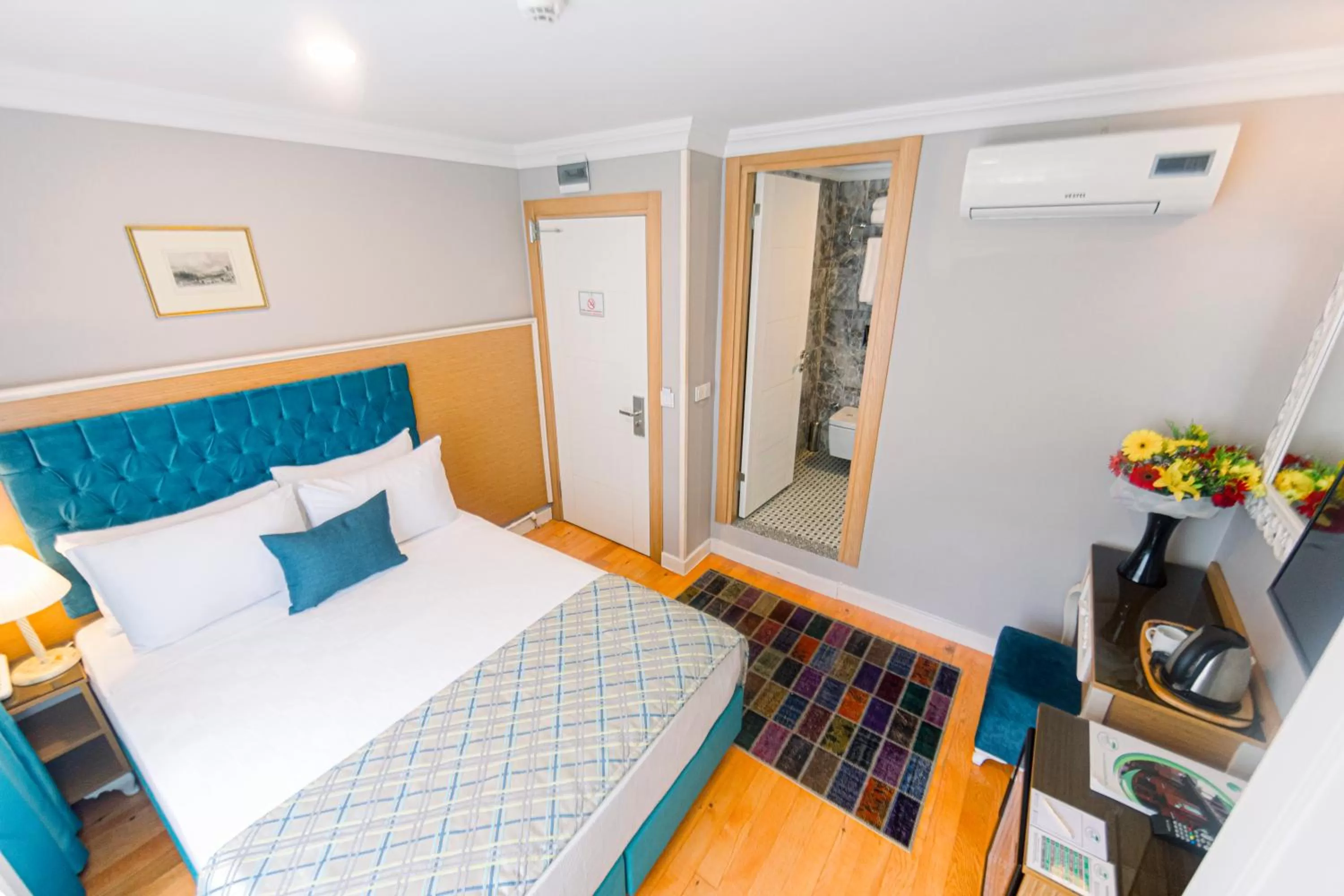 Massage, Bed in Acacia Mansion Hotel