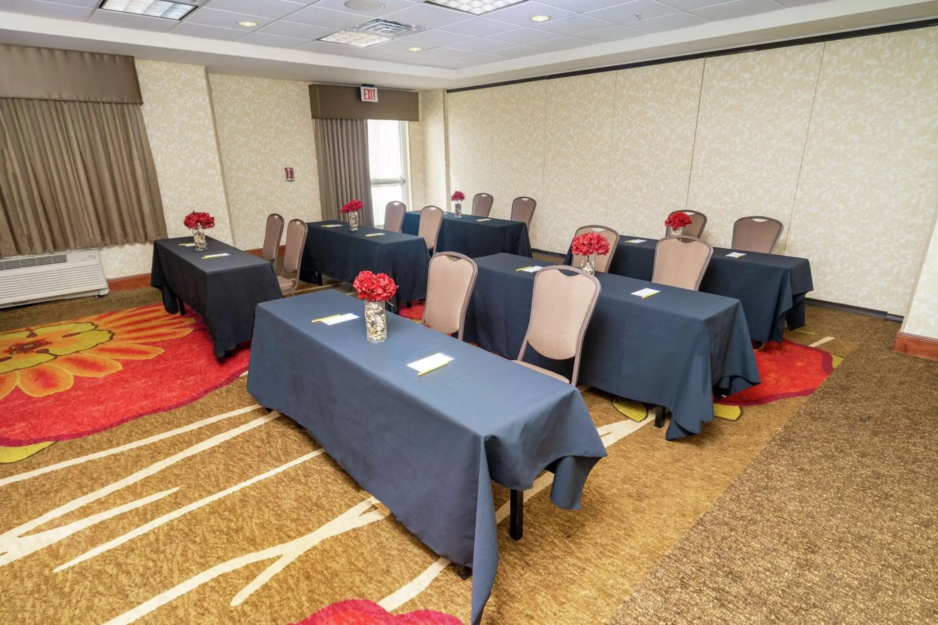 Meeting/conference room in Hilton Garden Inn Ontario Rancho Cucamonga