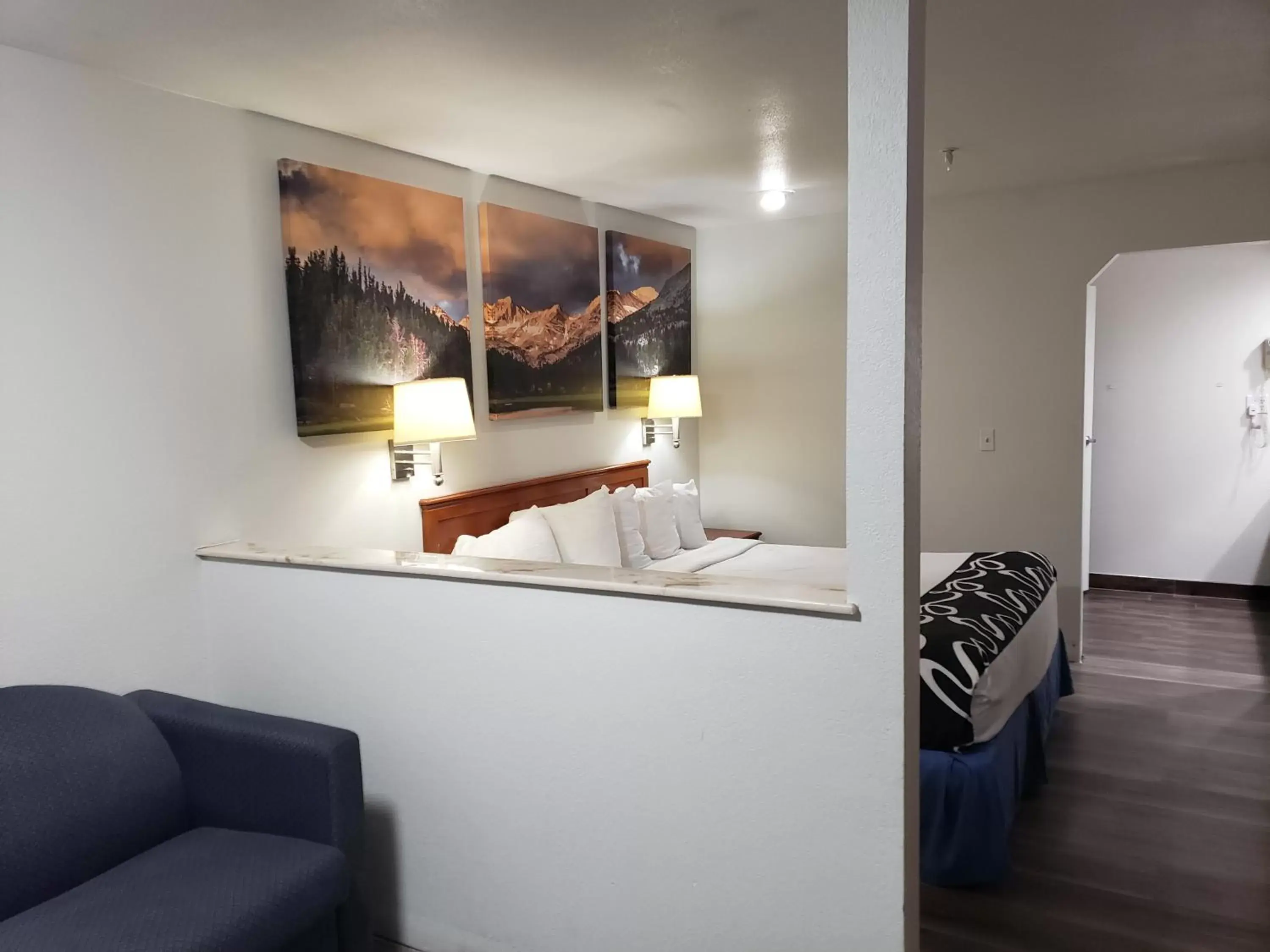 Bed in Days Inn by Wyndham Bishop Bed in Days Inn by Wyndham Bishop