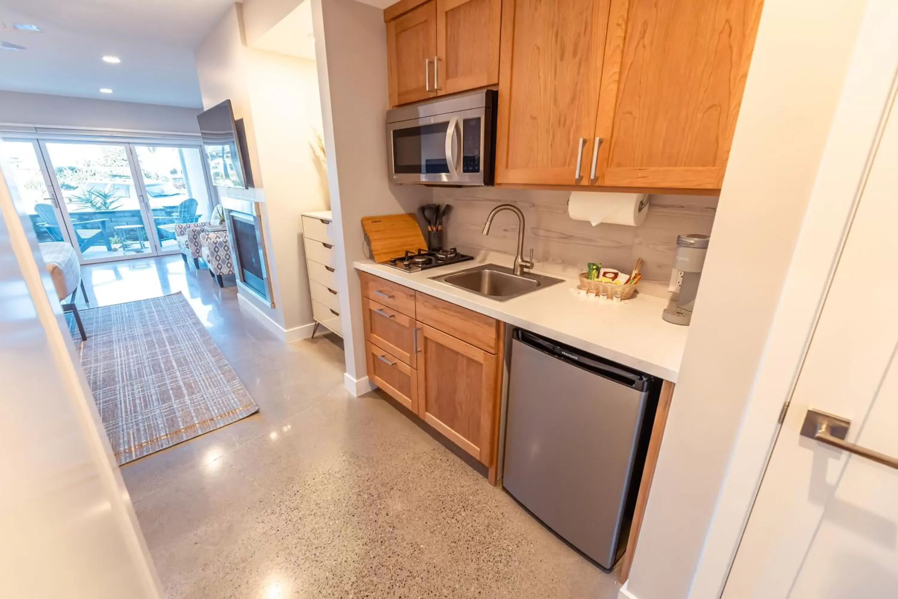 Kitchen/Kitchenette in Baywood Inn Bed & Breakfast