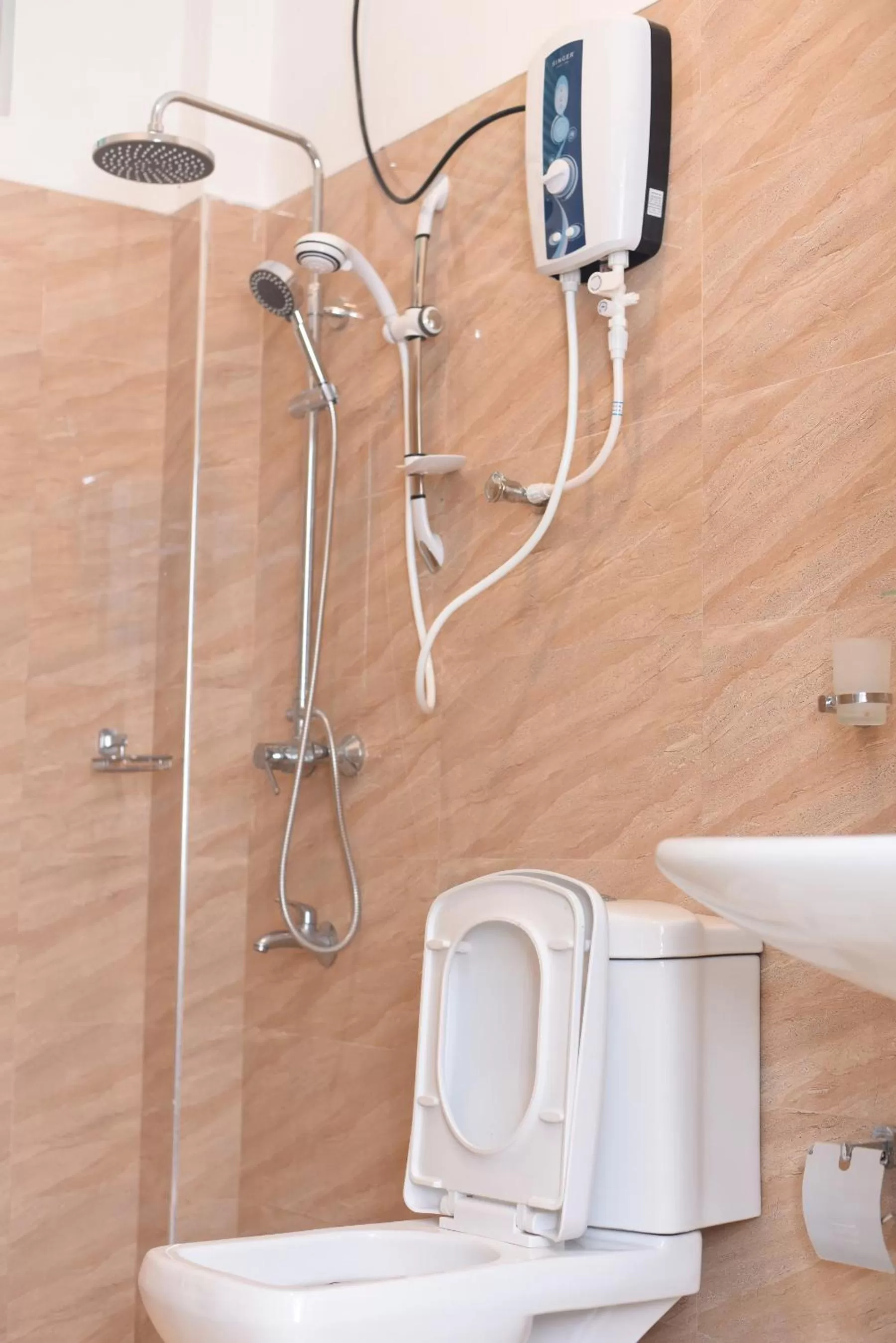 Bathroom in Kithmi Resort