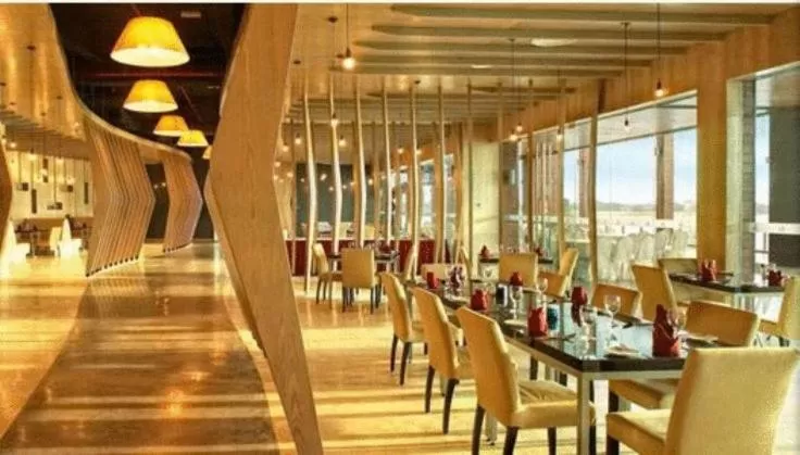 Restaurant/places to eat in Duyong Marina & Resort