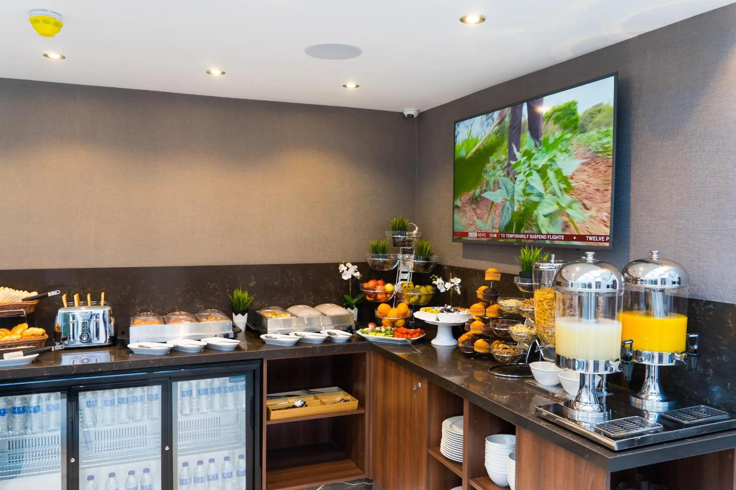 Buffet breakfast in Kensington Prime Hotel