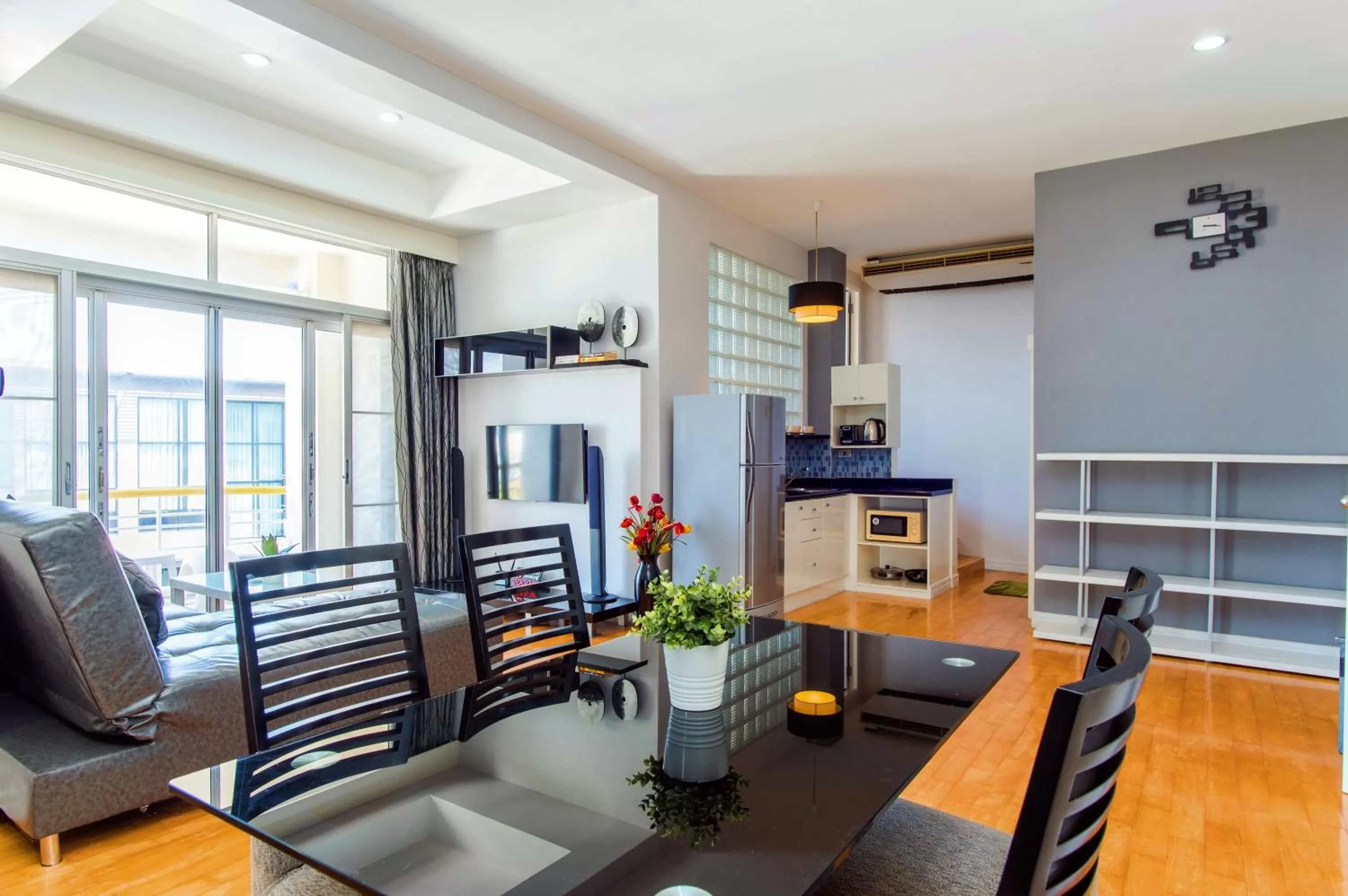 Living room, Dining Area in Soi 7 Hua Hin-Ji Ya