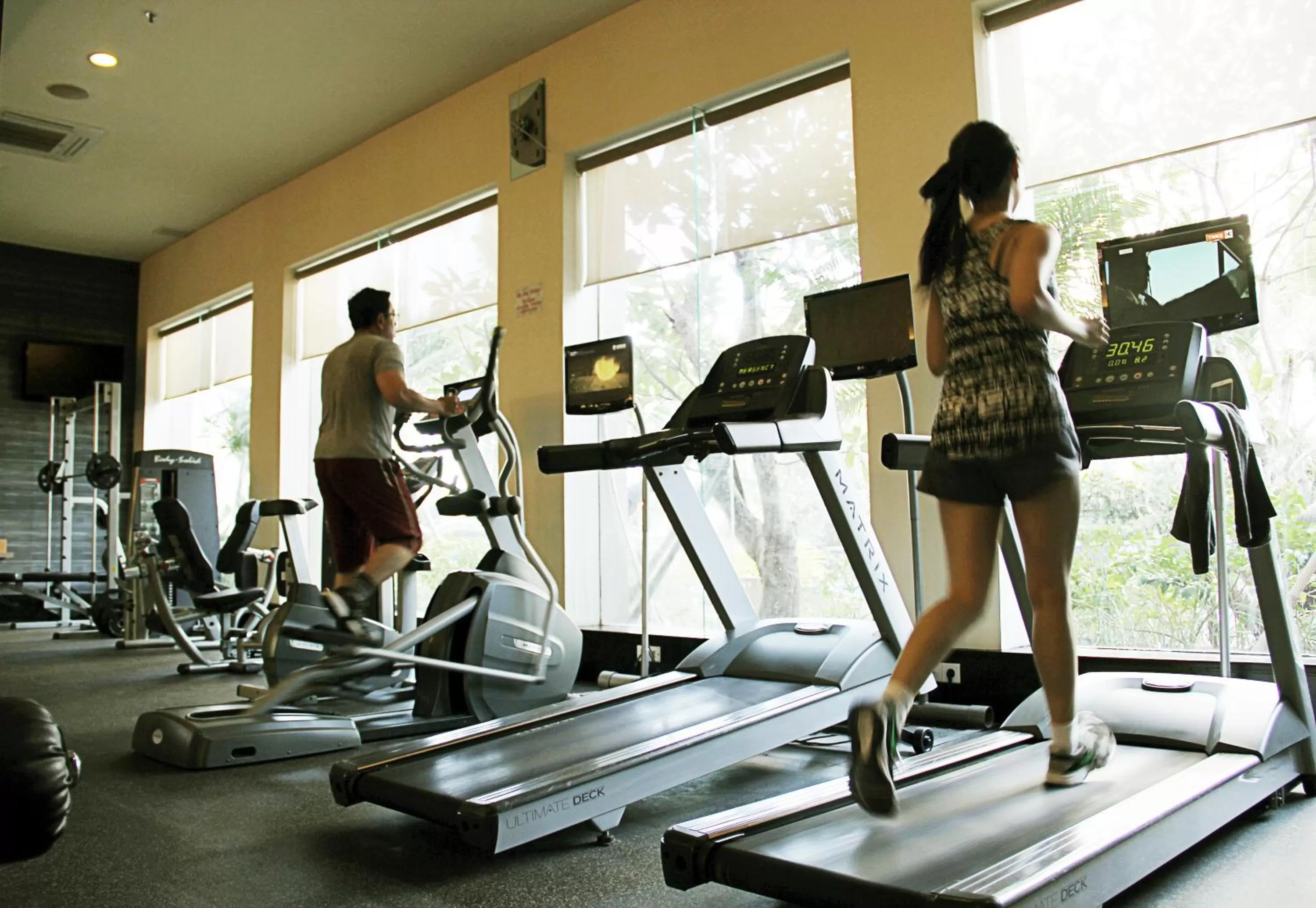 Fitness centre/facilities in Java Paragon Hotel & Residences