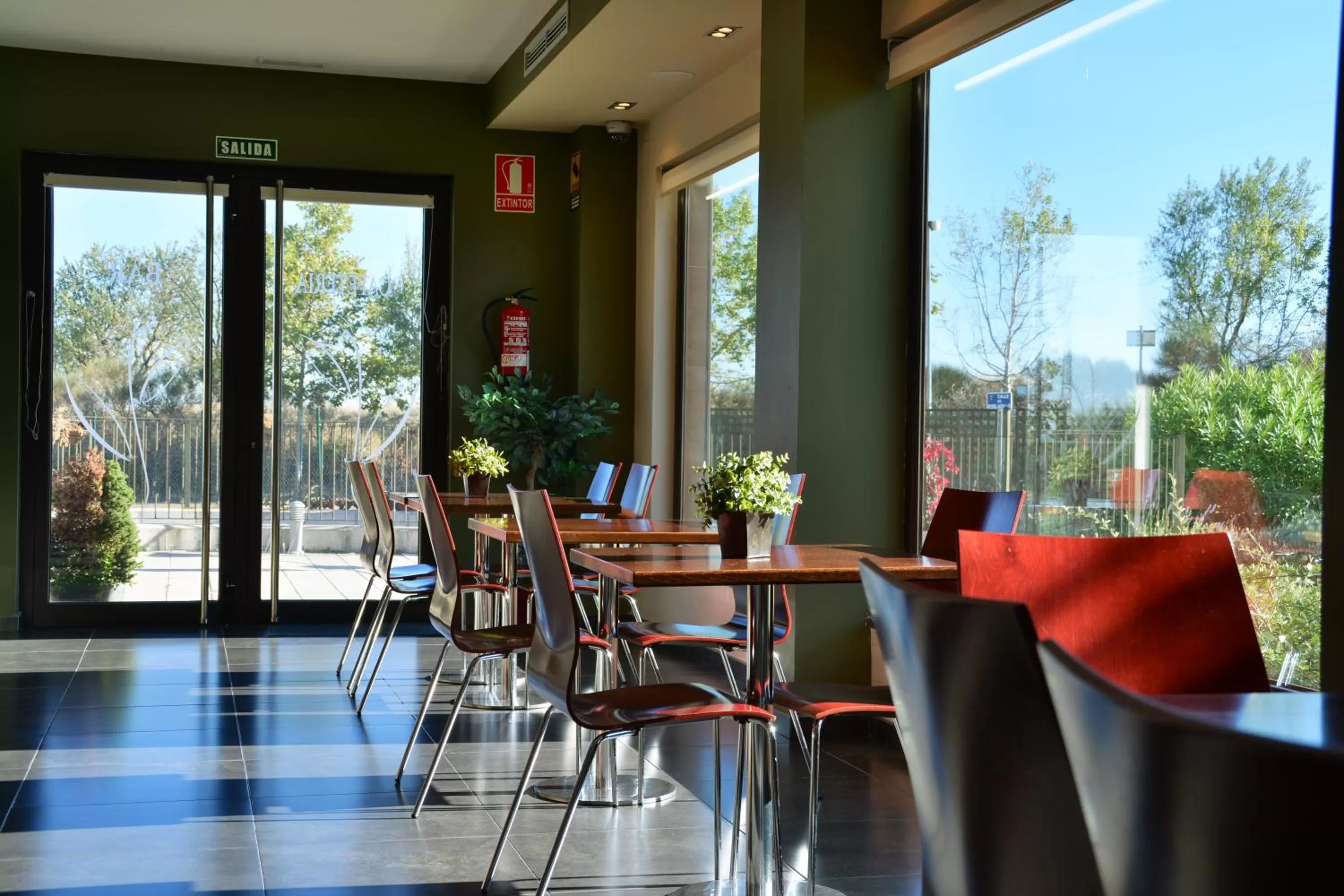 Lounge or bar in Hotel Pago del Olivo