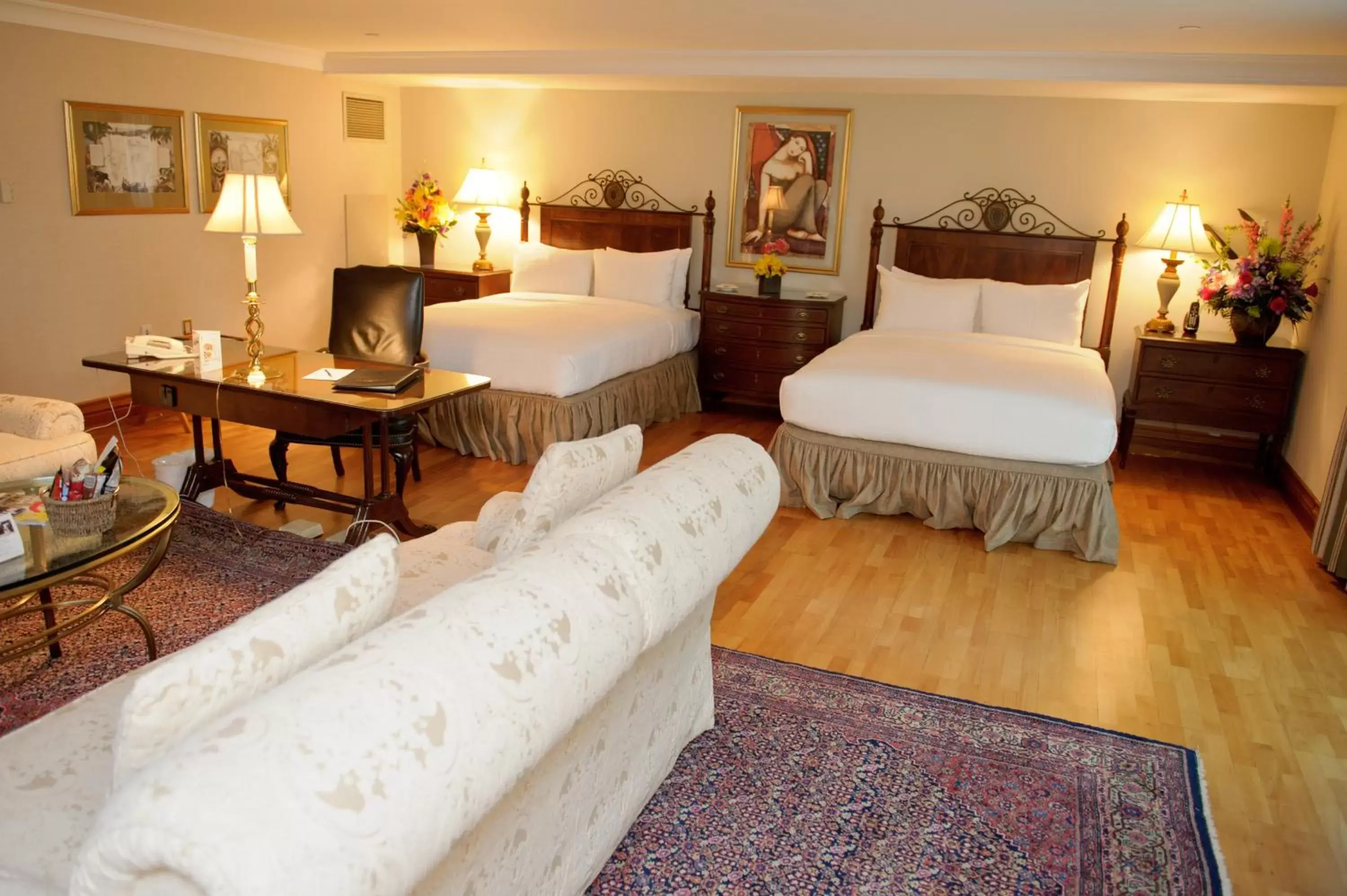 Deluxe Queen Room with Two Queen Beds in The Waterside Inn