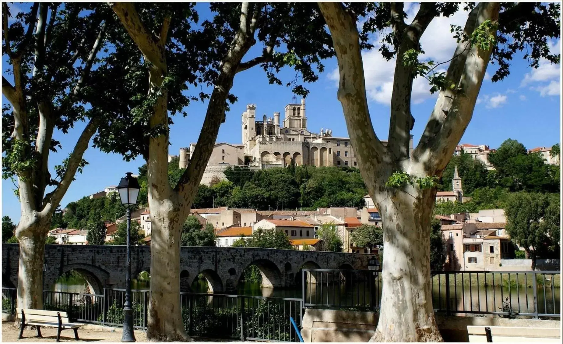 Nearby landmark in Kyriad Direct Beziers Centre