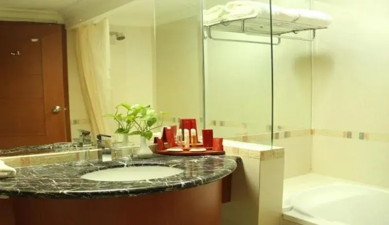 Bathroom in Abadi Suite Hotel & Tower Jambi by Tritama Hospitality