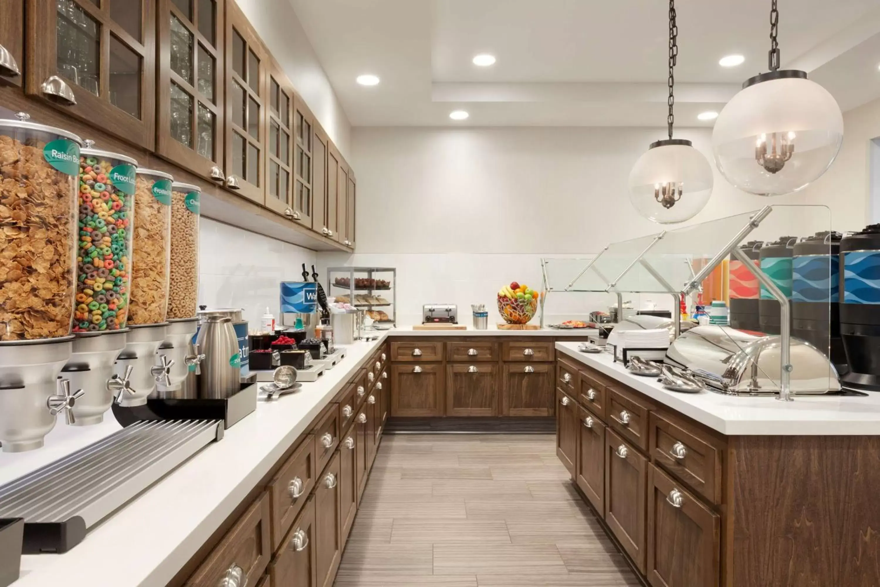 Dining area, Kitchen/Kitchenette in Homewood Suites By Hilton Irvine John Wayne Airport