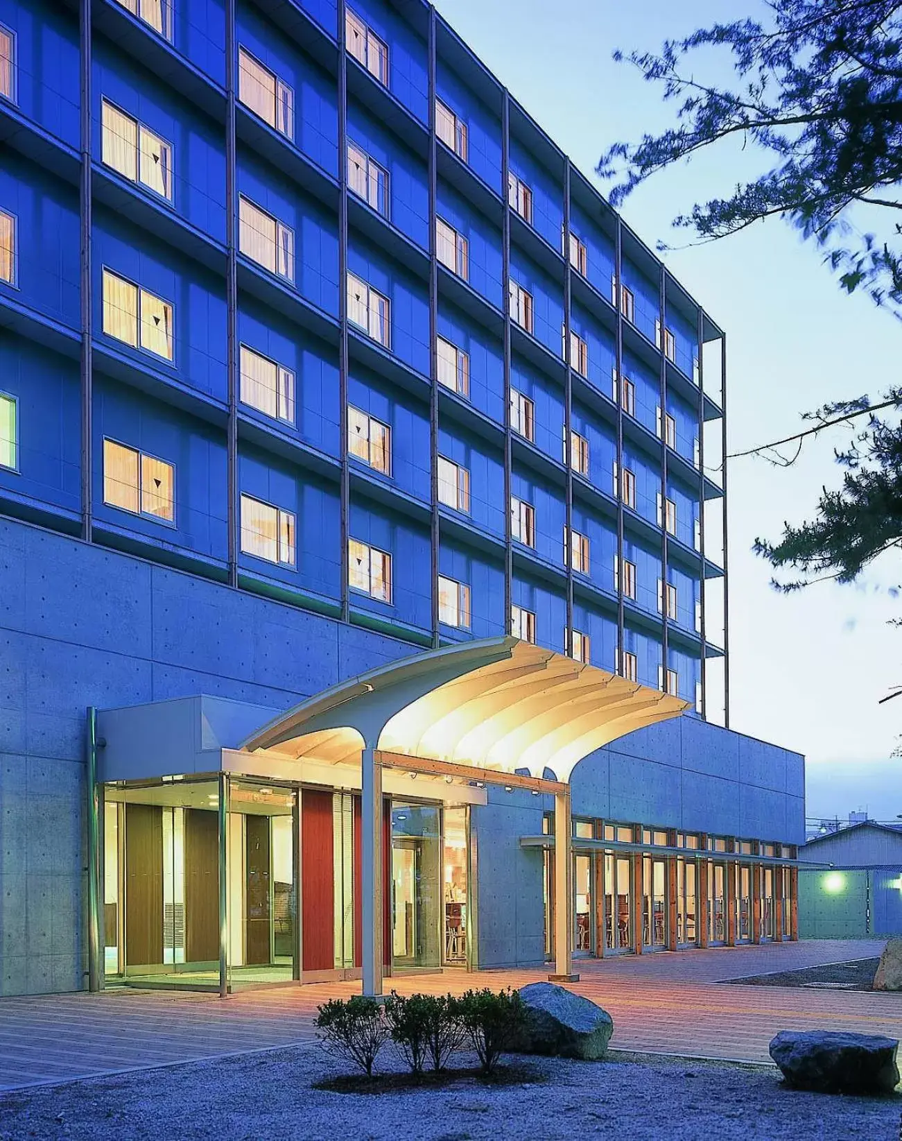 Facade/entrance, Property Building in OU Hotel