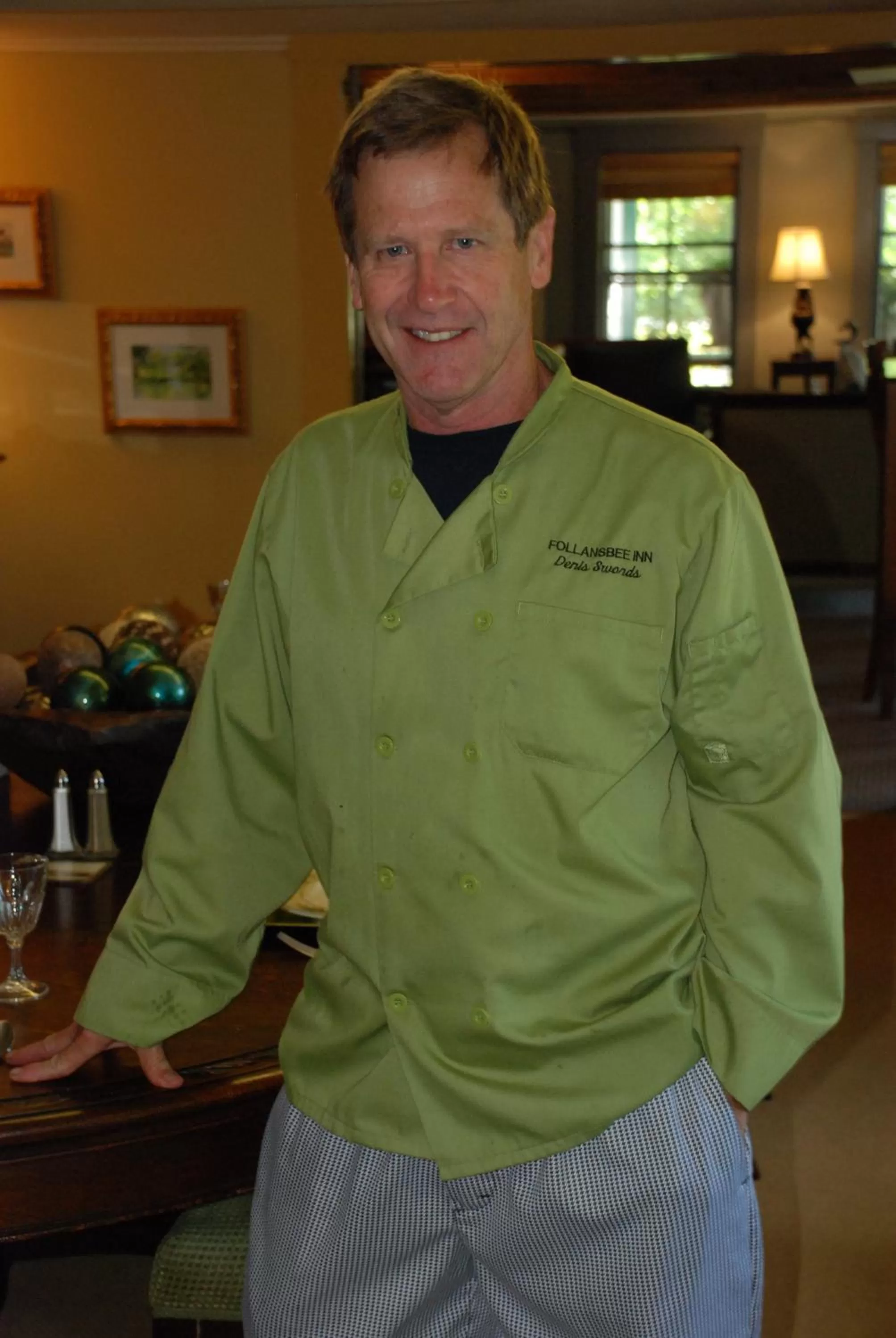 People in Follansbee Inn