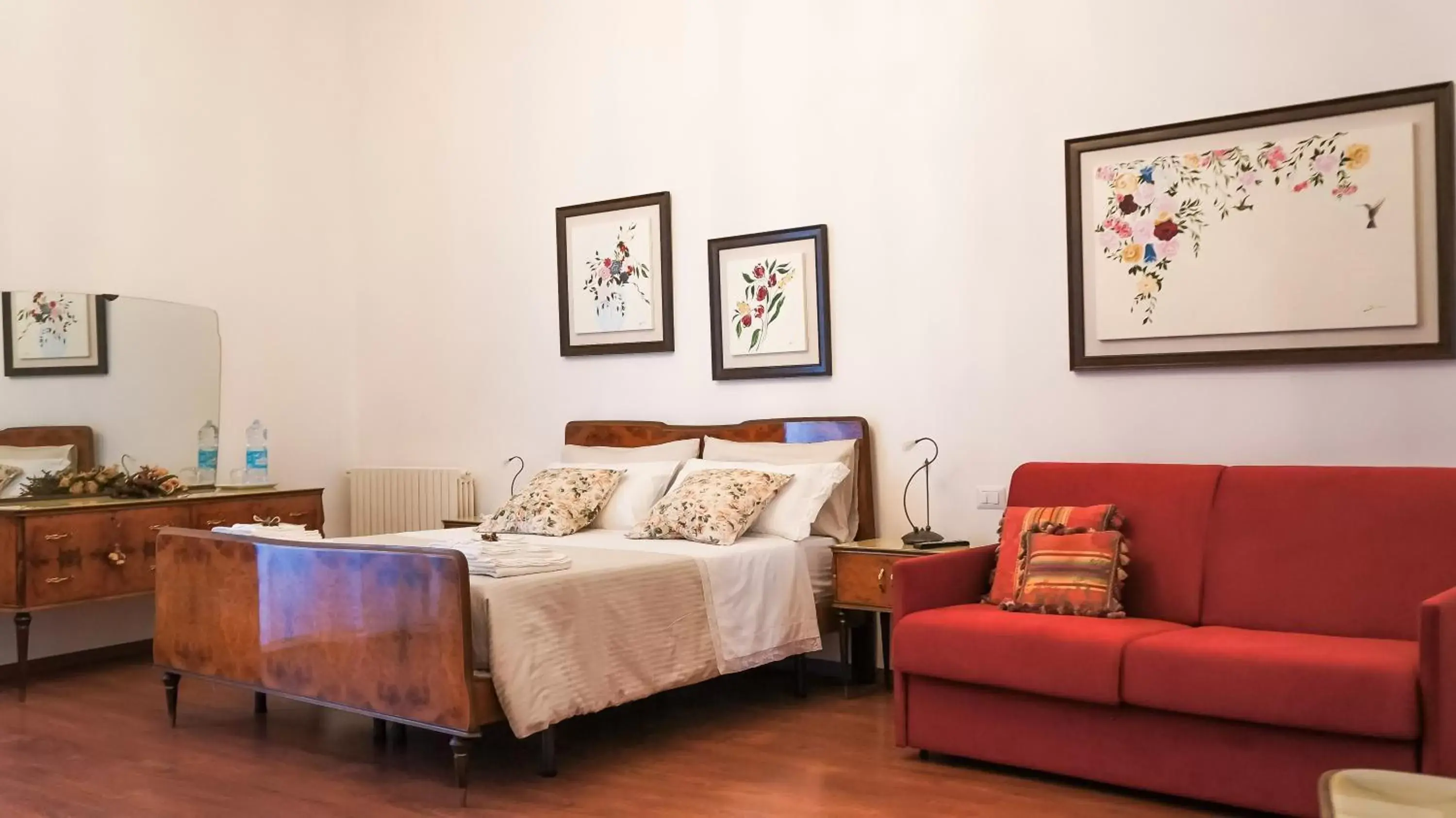 Bedroom, Seating Area in La Casa del Fabbro