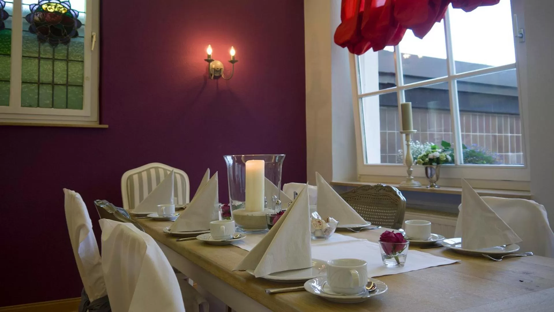 Restaurant/Places to Eat in Hotel Krone am Park