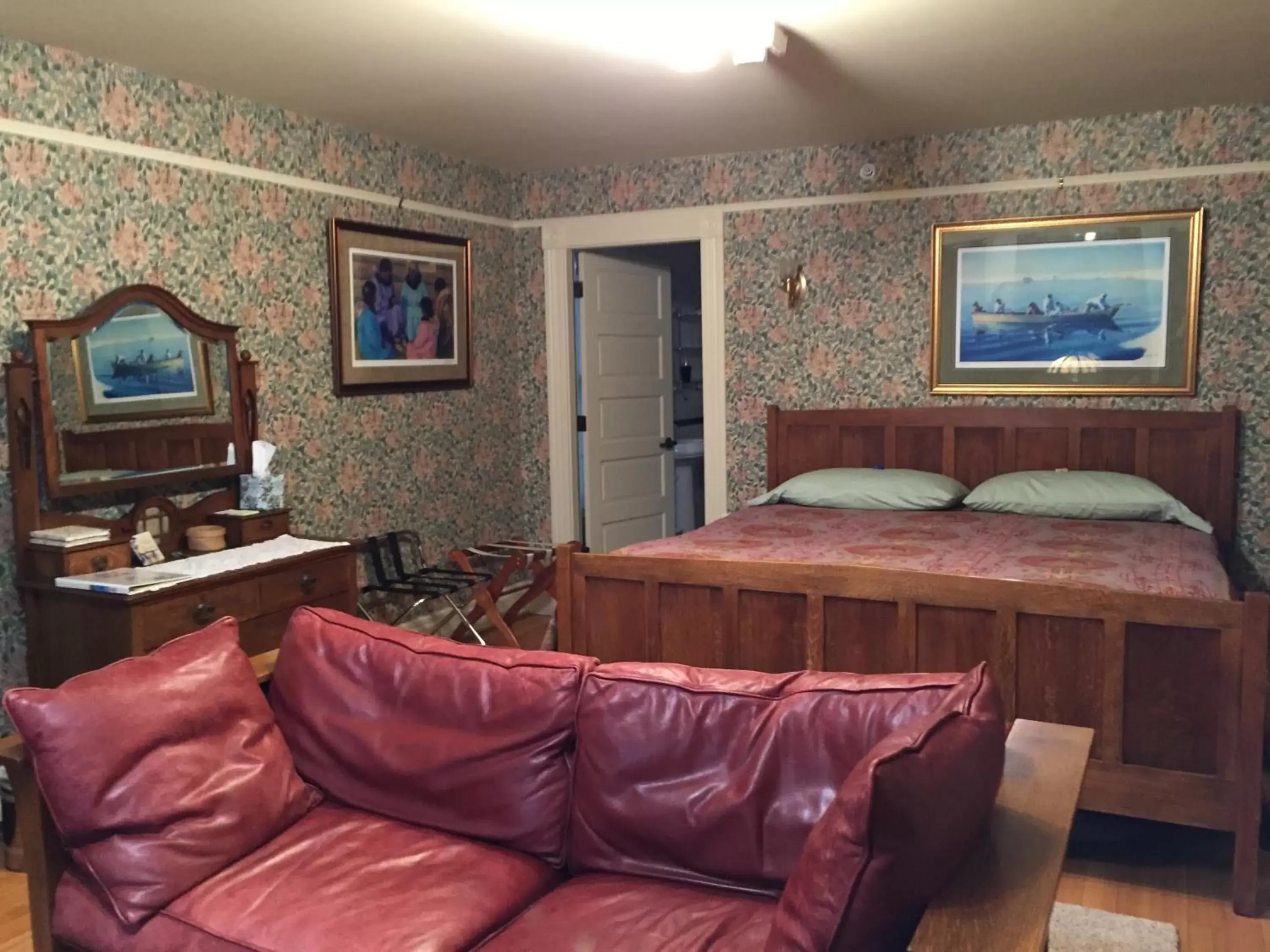 Alaska's Capital Inn Bed and Breakfast